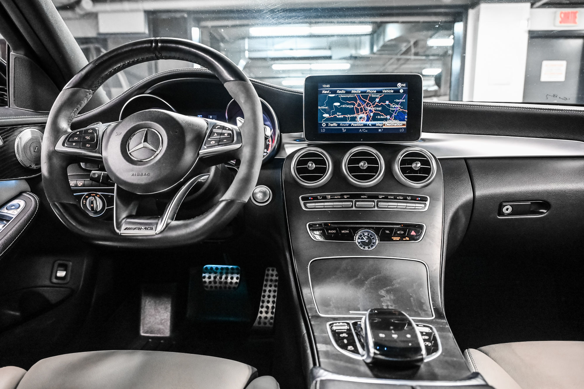 Mercedes-Benz C43 AMG  2018 à Dollard-des-Ormeaux, Québec
