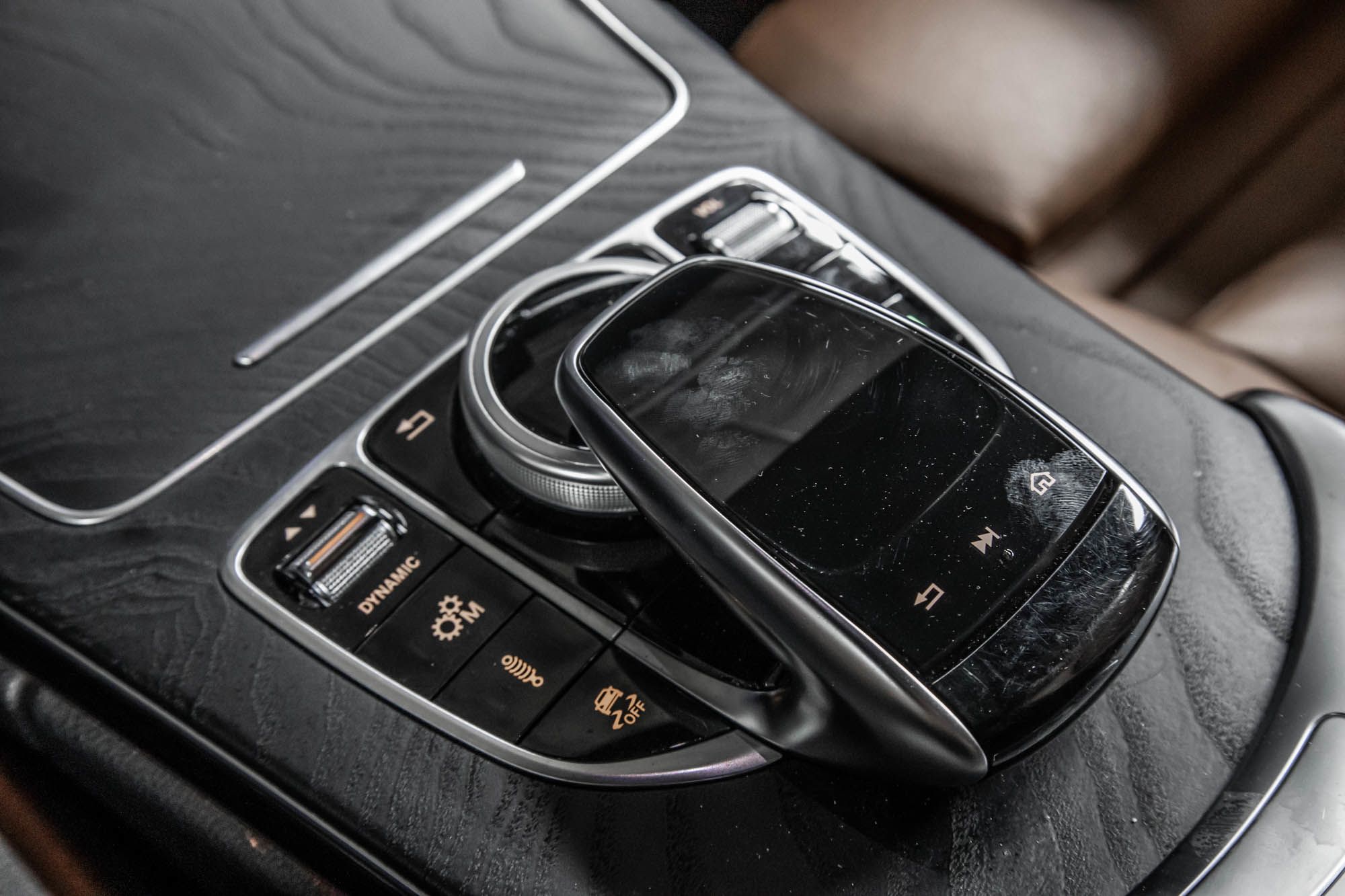 Mercedes-Benz C43 AMG  2020