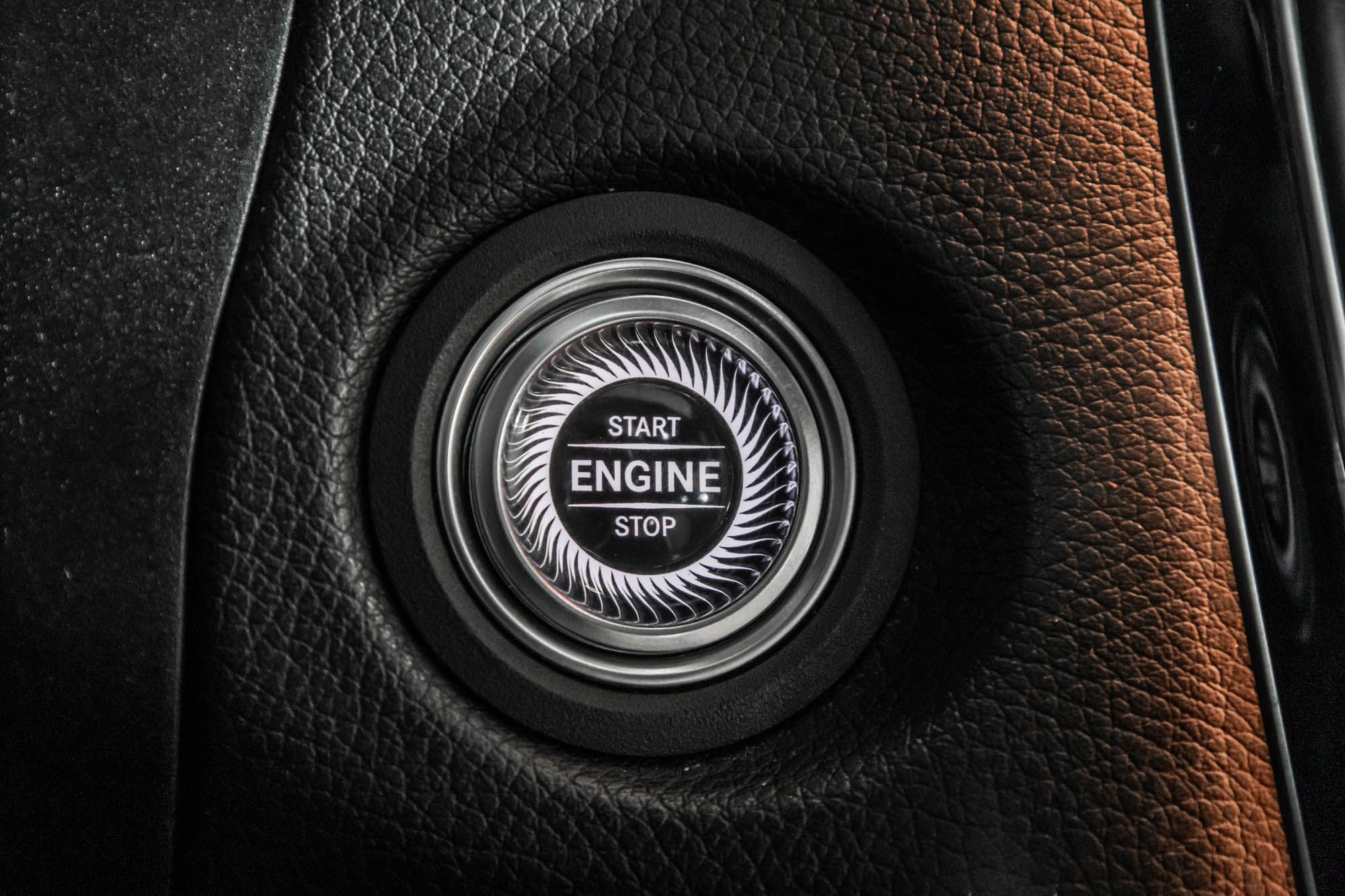 Mercedes-Benz C43 AMG  2020