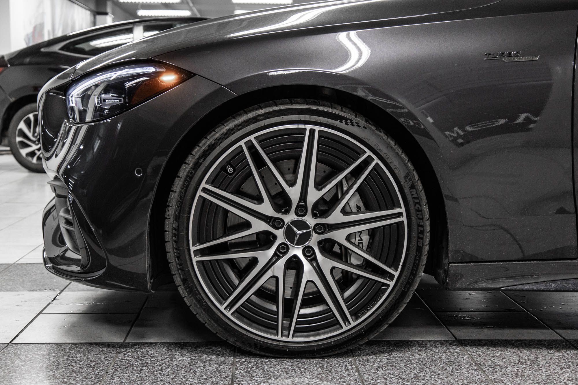 Mercedes-Benz C43 AMG  2023