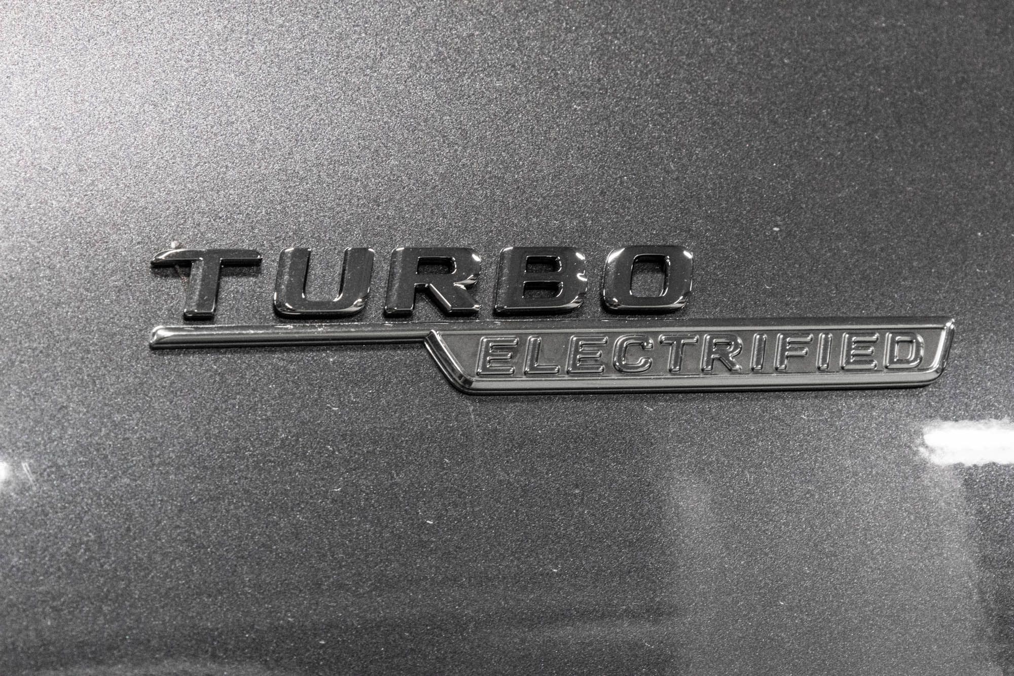 Mercedes-Benz C43 AMG  2023