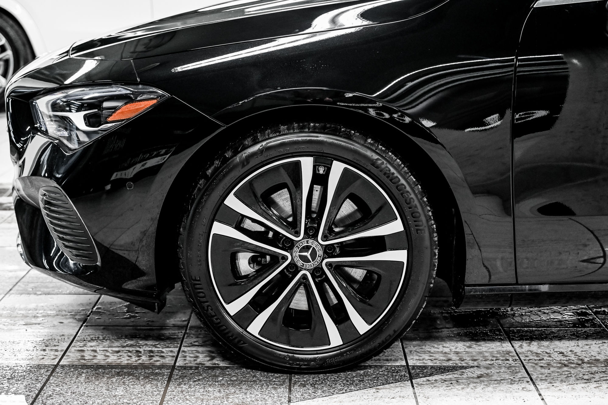 Mercedes-Benz CLA  2025 à Dollard-des-Ormeaux, Québec