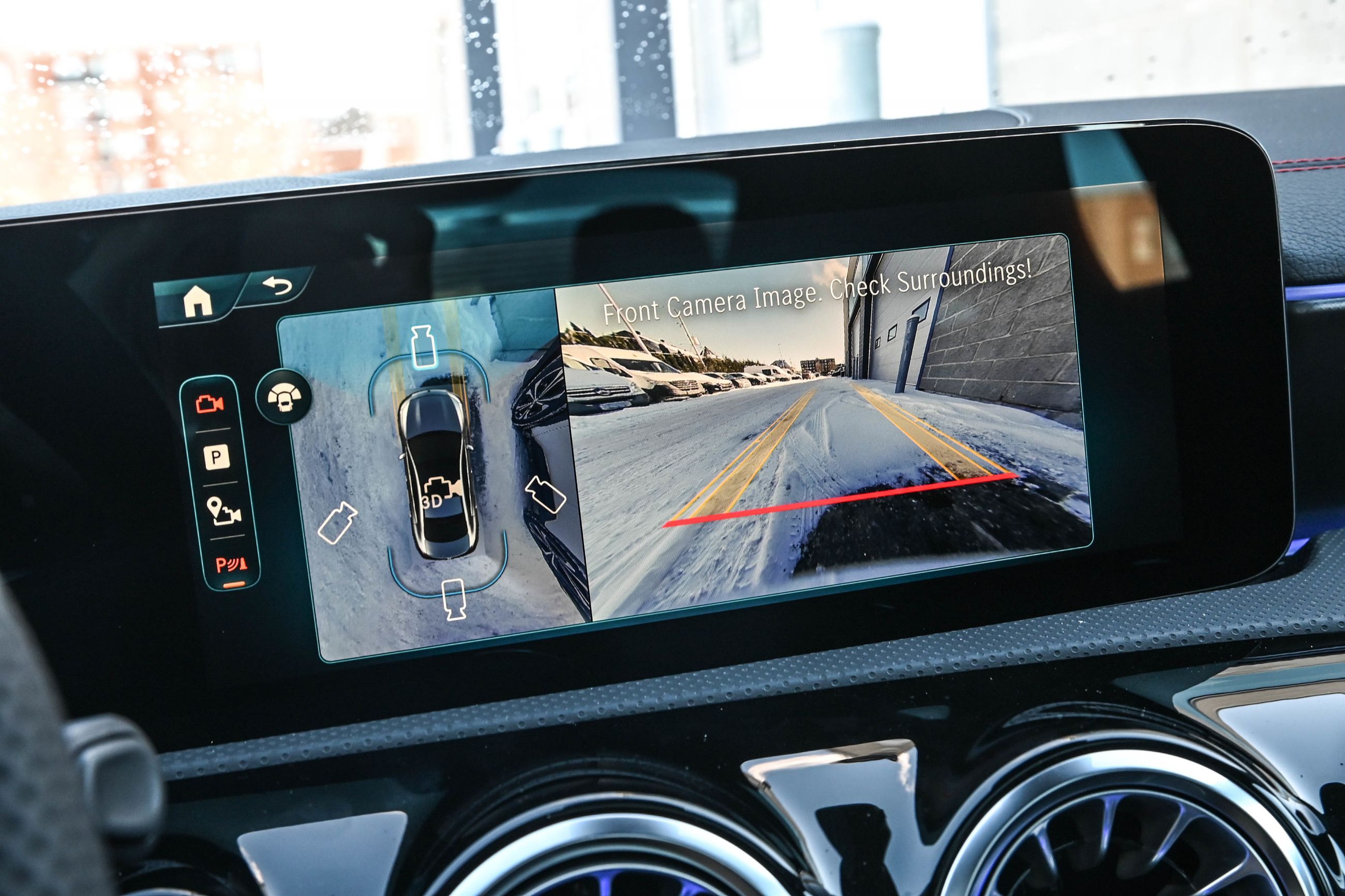 Mercedes-Benz CLA  2026