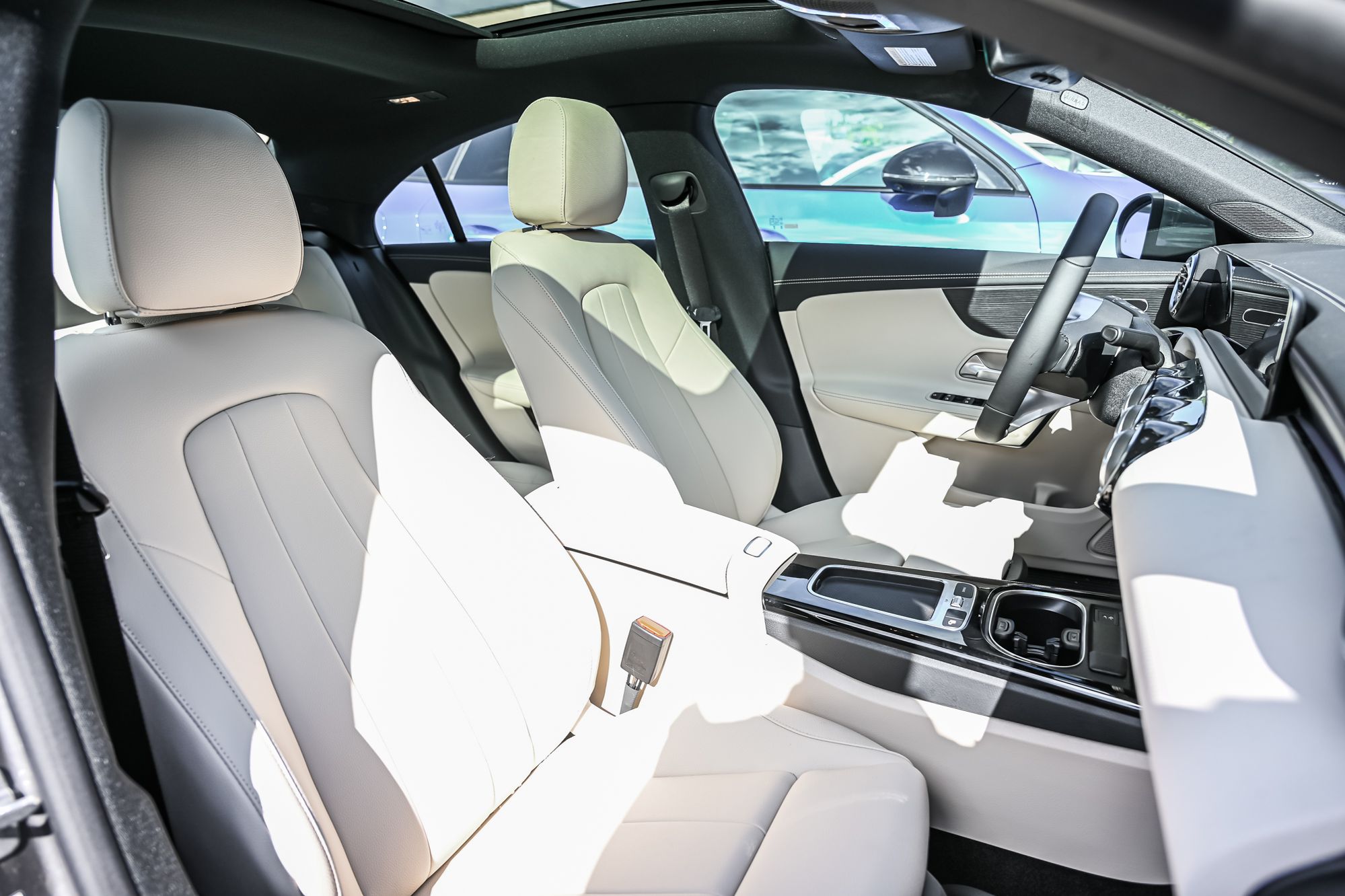 Mercedes-Benz CLA  2026