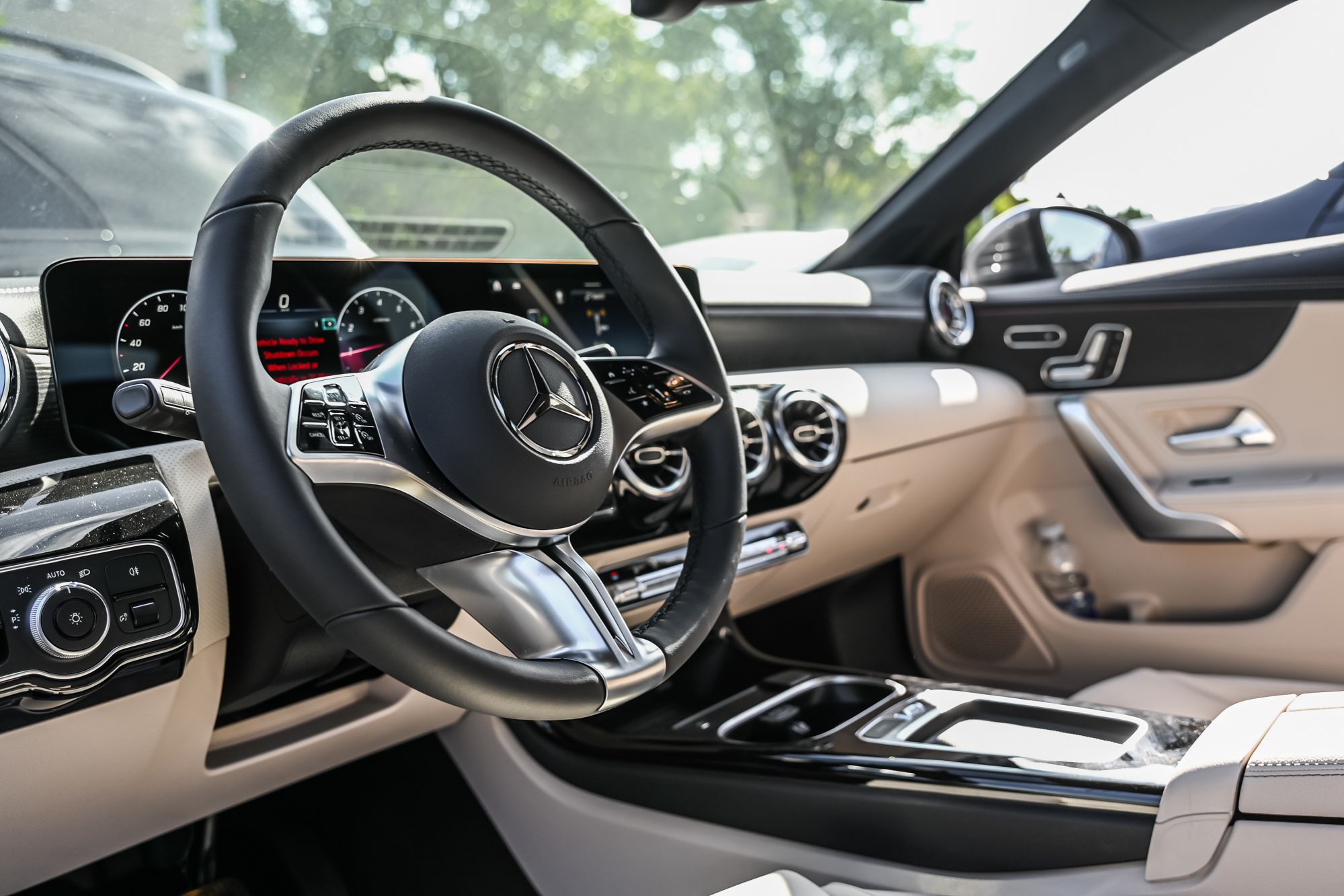 Mercedes-Benz CLA  2026
