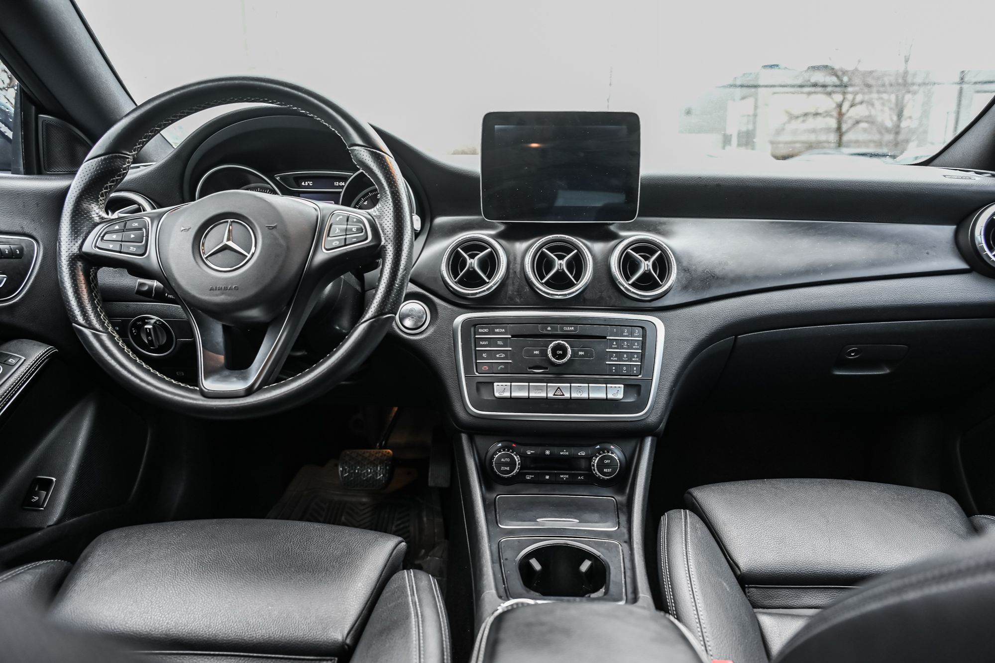 Mercedes-Benz CLA250  2017