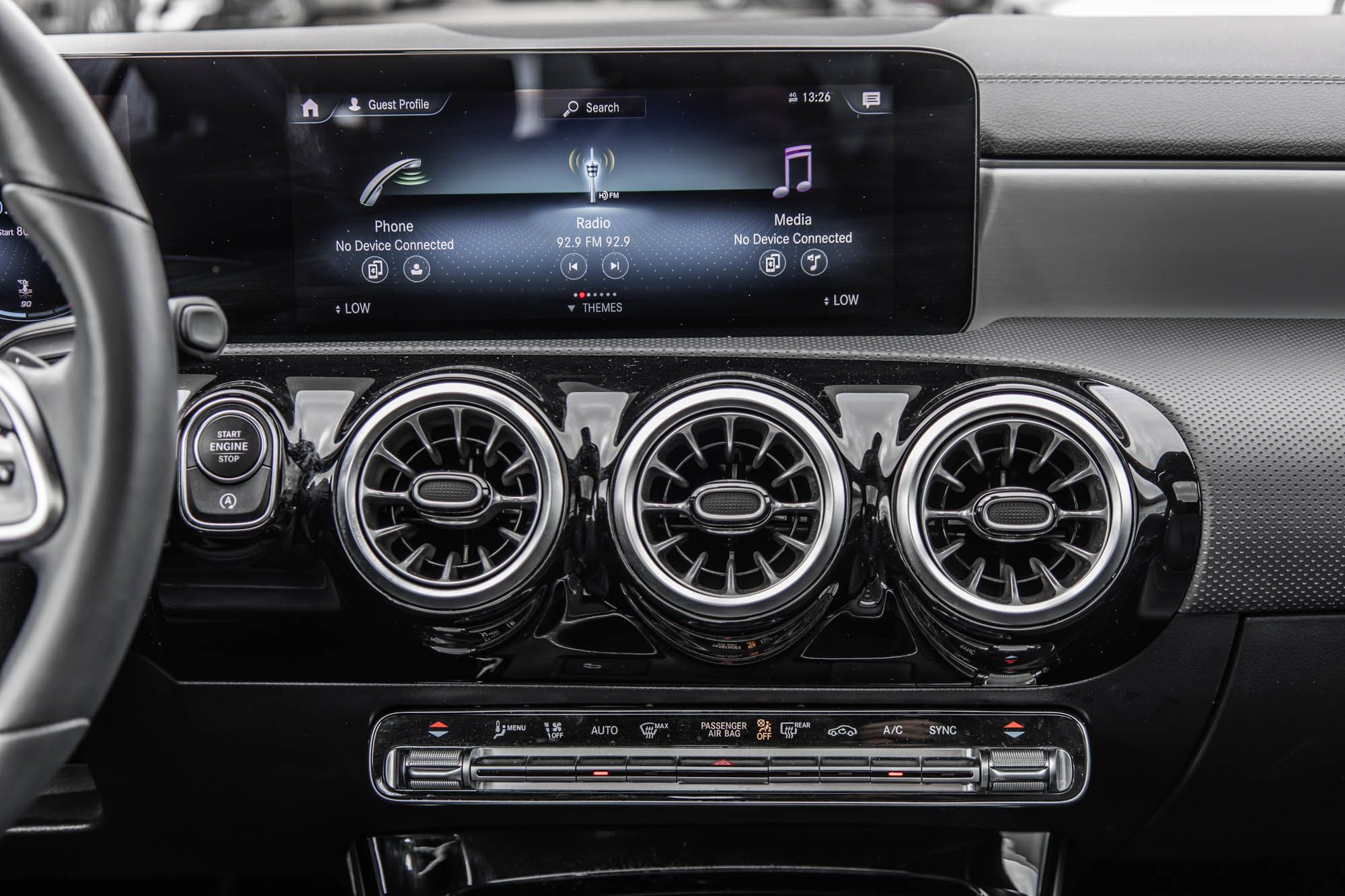 Mercedes-Benz CLA250  2023 à Dollard-des-Ormeaux, Québec