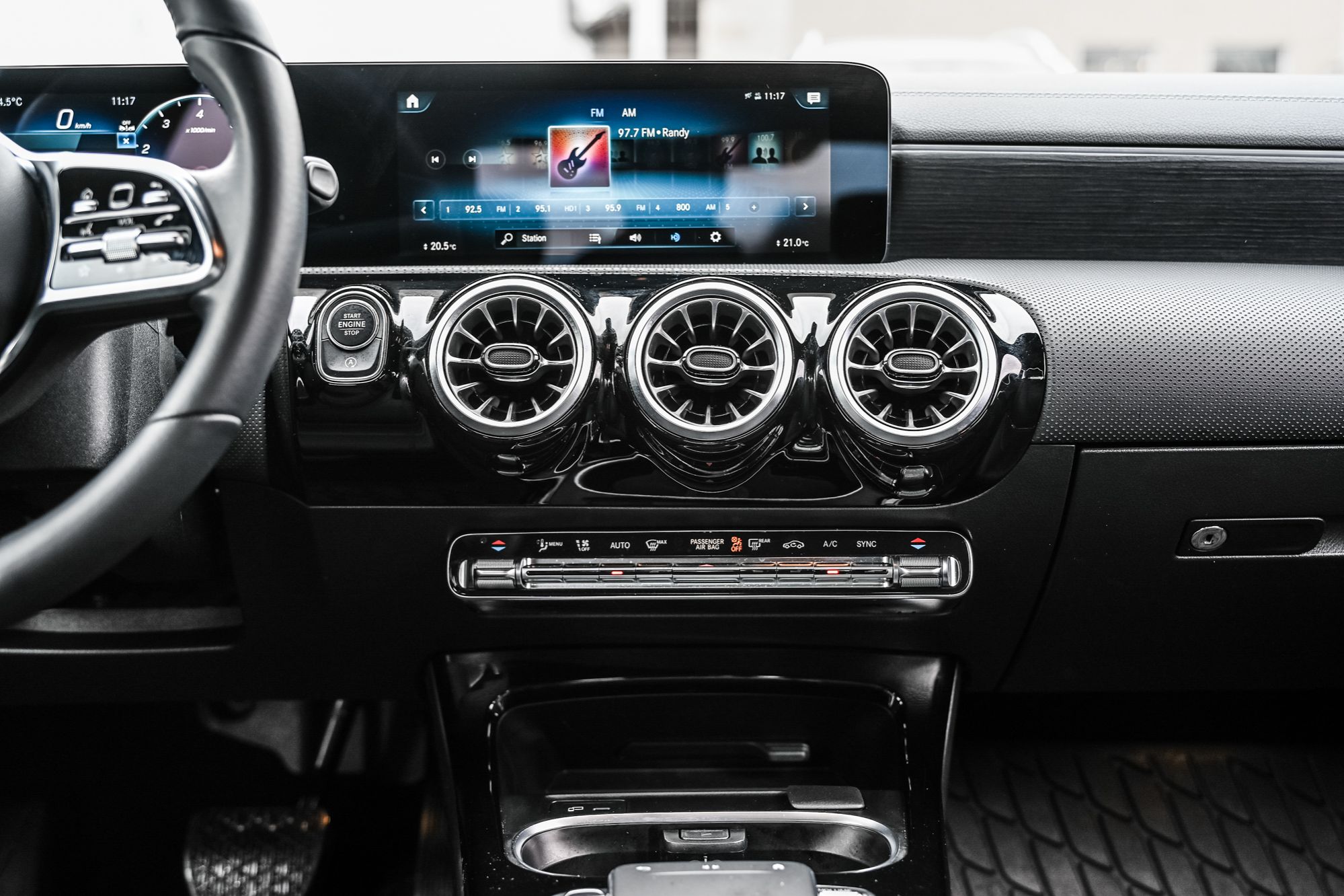 Mercedes-Benz CLA250  2023