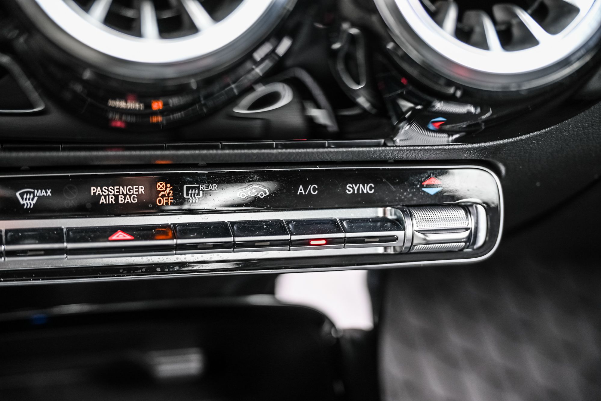 Mercedes-Benz CLA250  2023