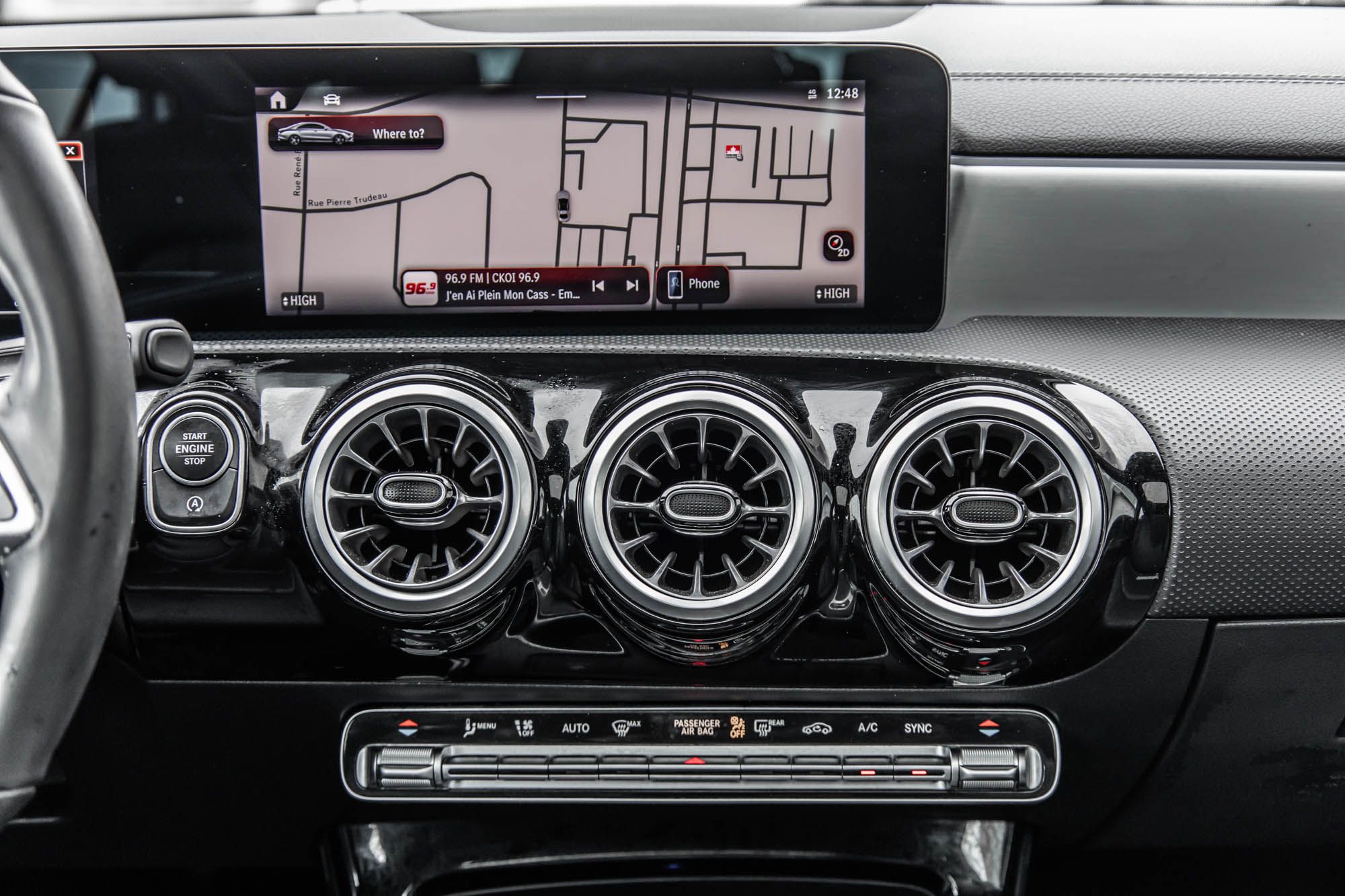 Mercedes-Benz CLA250  2025