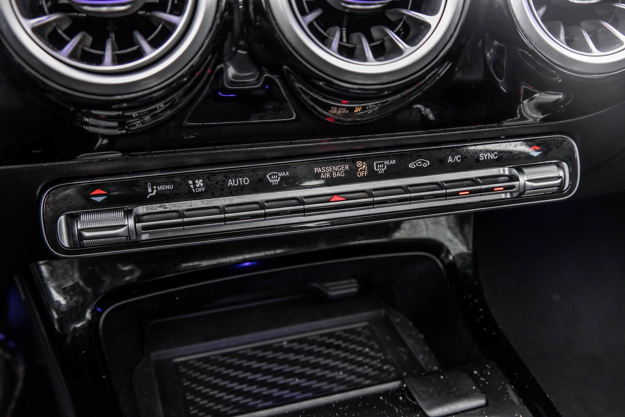 Mercedes-Benz CLA250  2025