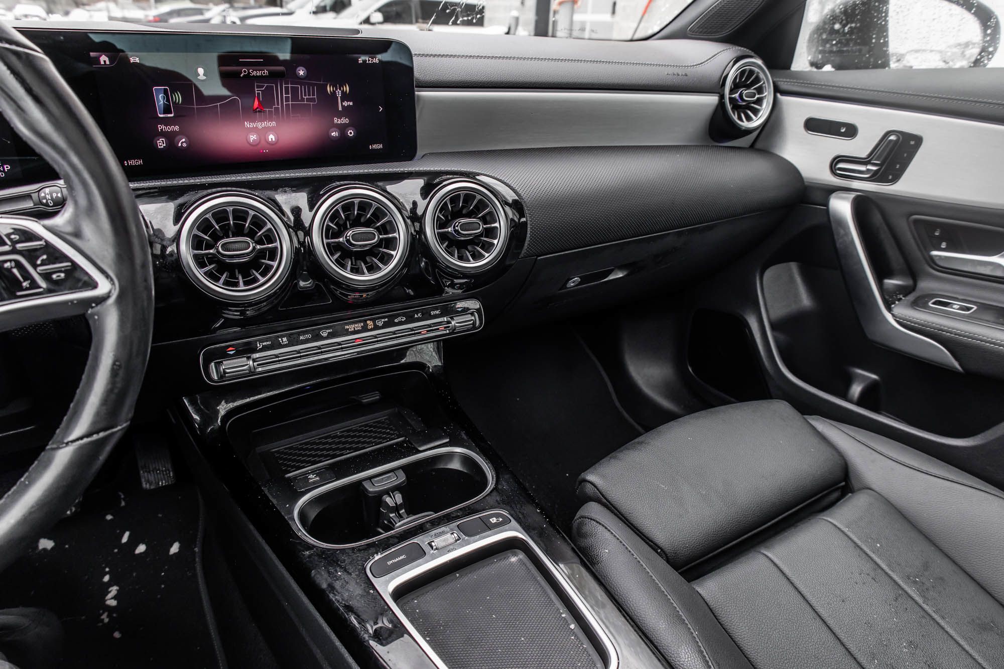 Mercedes-Benz CLA250  2025