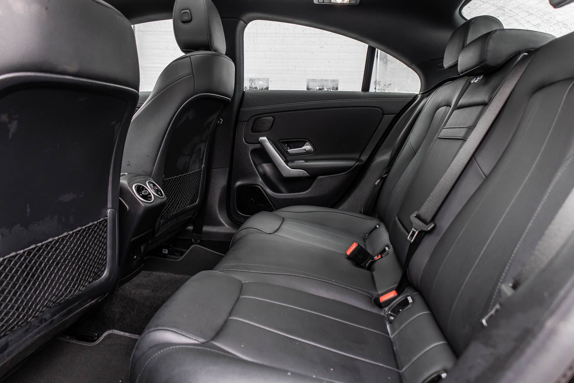 Mercedes-Benz CLA250  2025