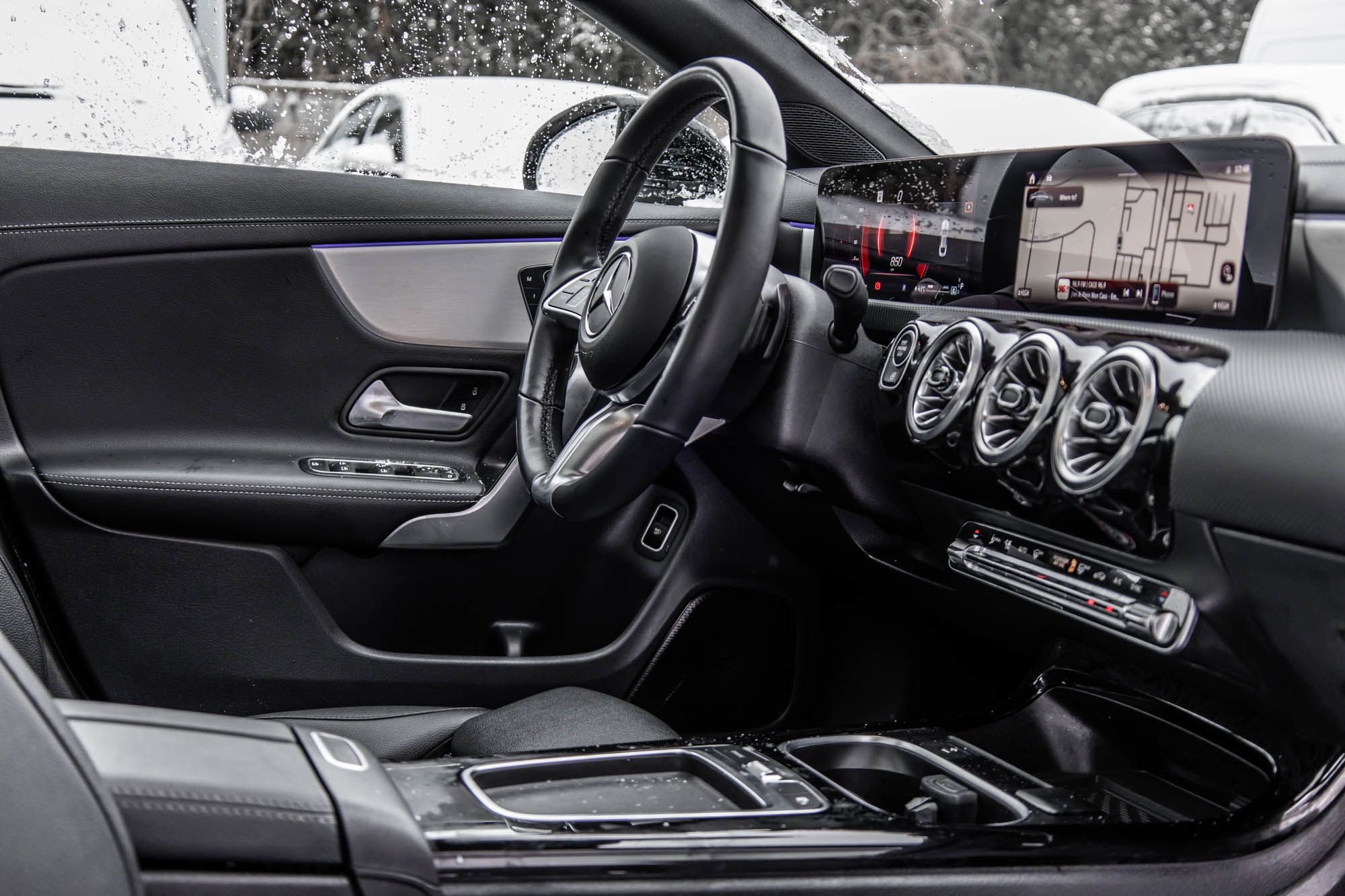 Mercedes-Benz CLA250  2025