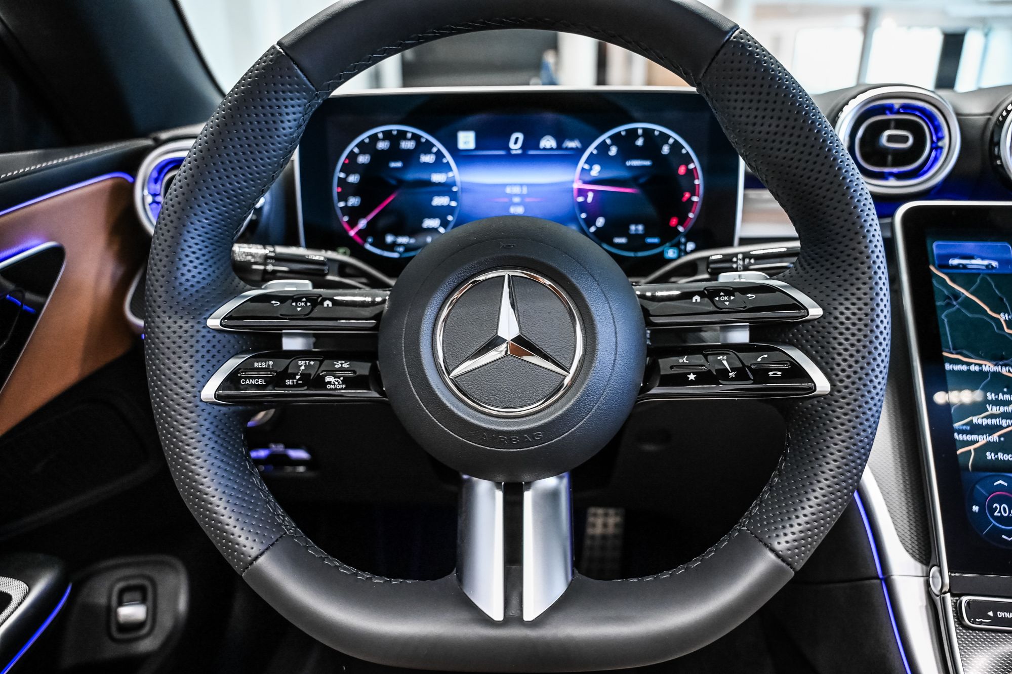 Mercedes-Benz CLE  2027 à Dollard-des-Ormeaux, Québec