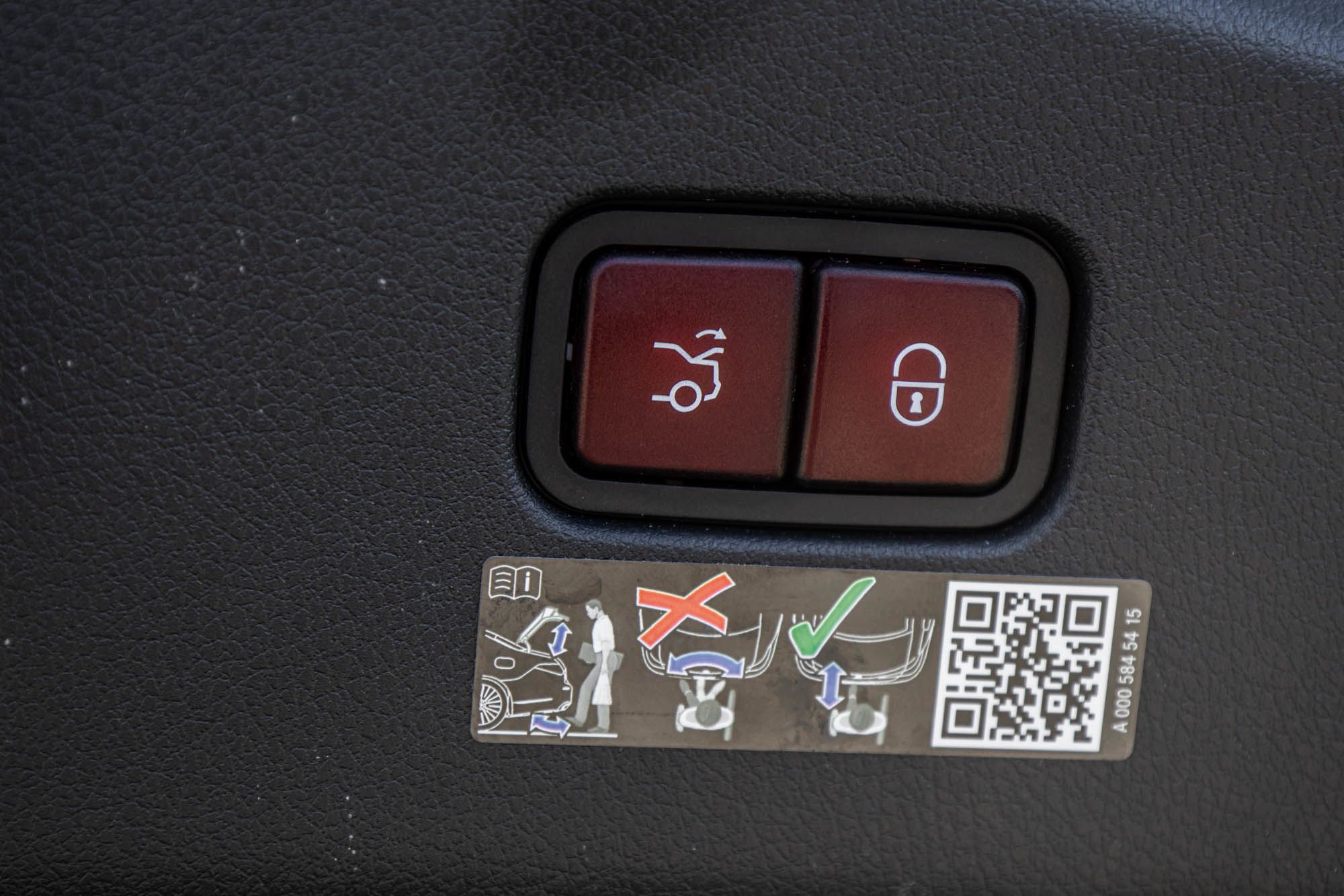 Mercedes-Benz CLE53 AMG  2025