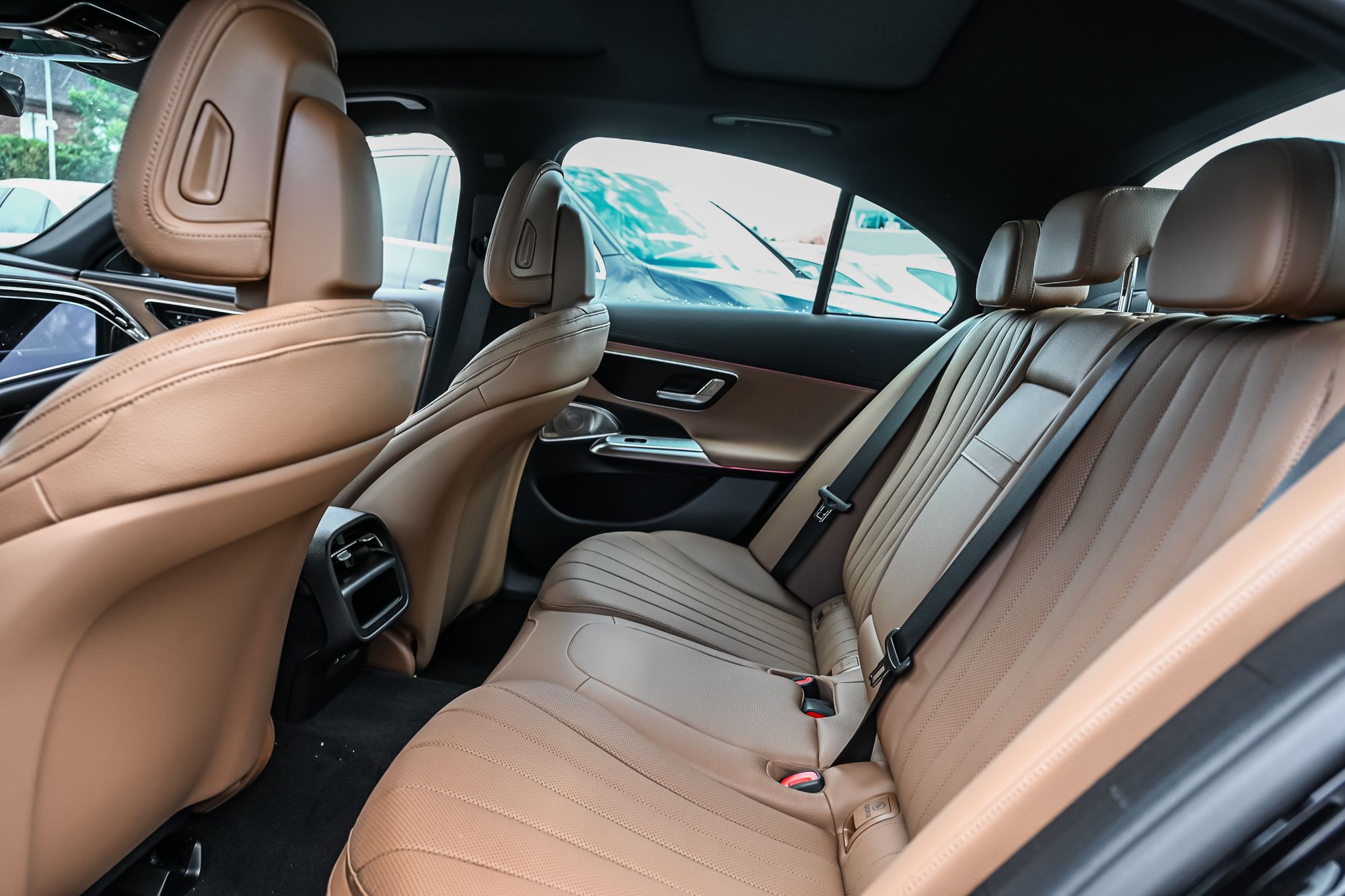 2027 Mercedes-Benz E-Class in Dollard-des-Ormeaux, Quebec