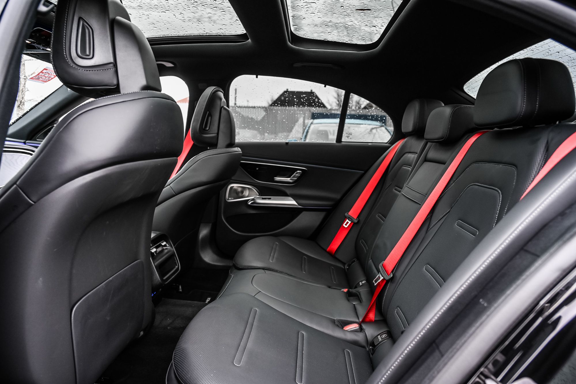 Mercedes-Benz E53e  2025