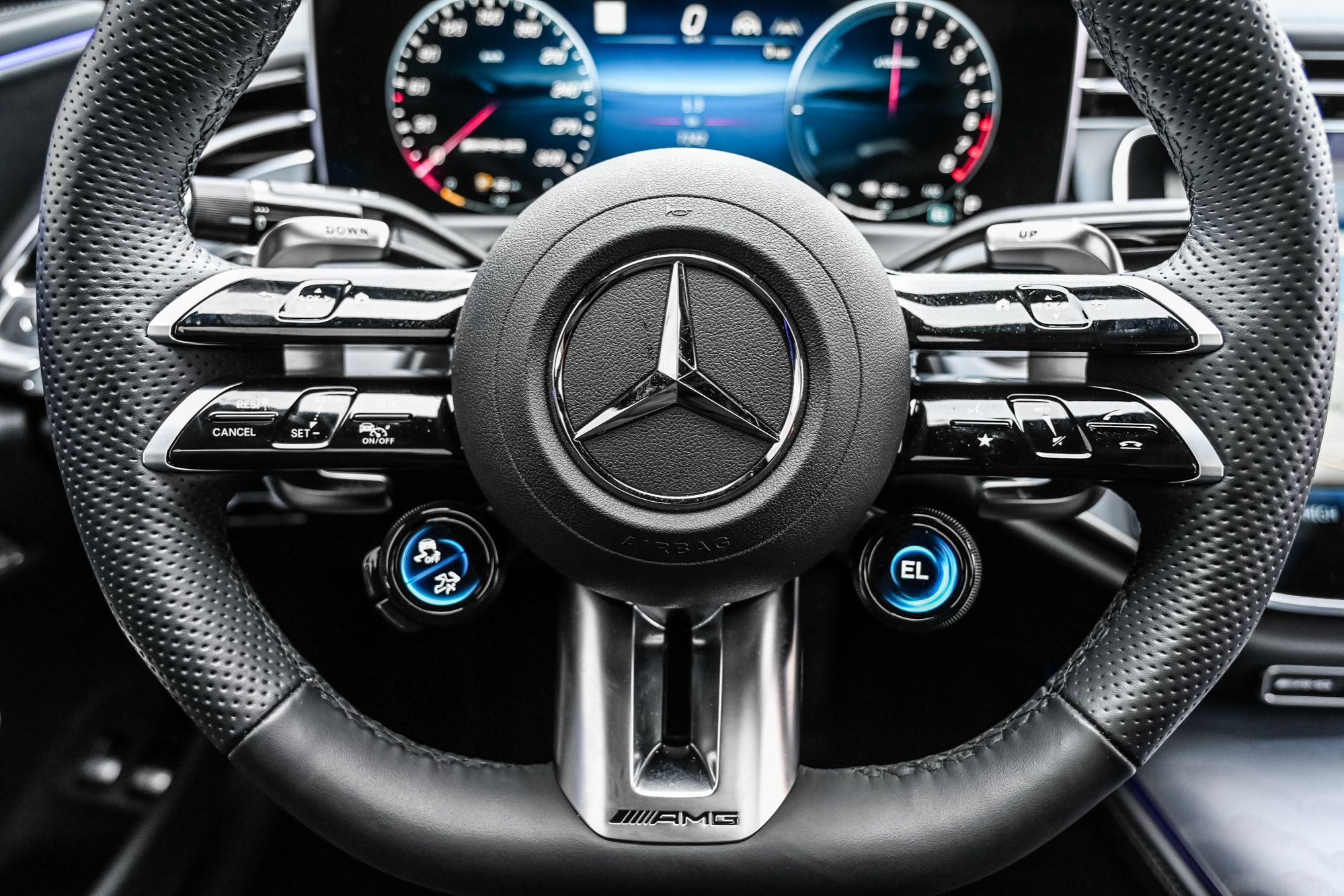 Mercedes-Benz E53e  2025