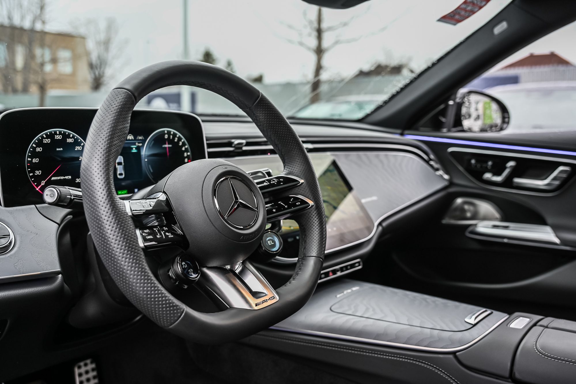 Mercedes-Benz E53e  2025