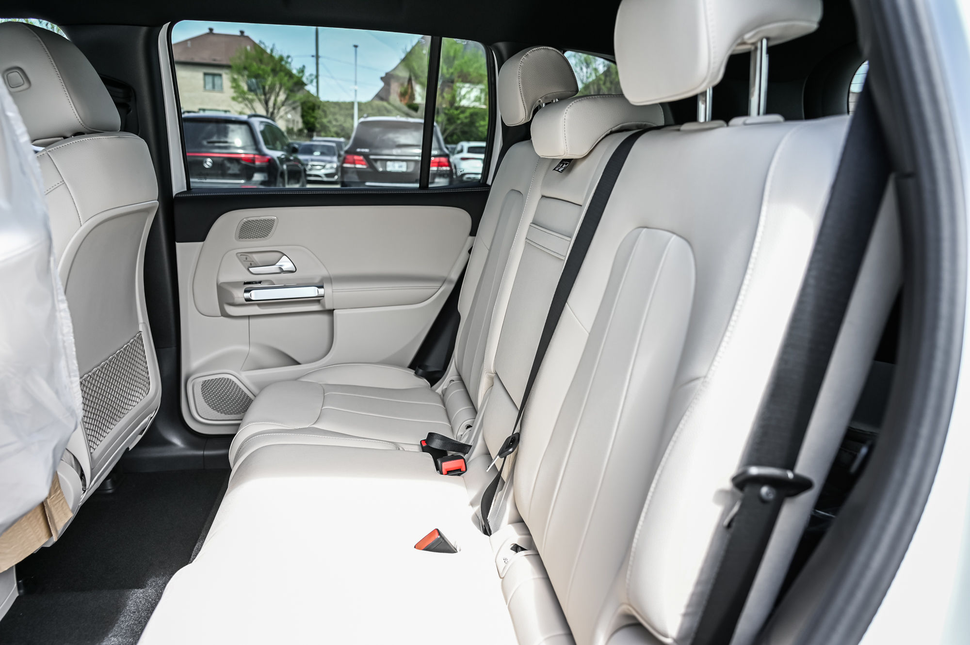 Mercedes-Benz EQB  2025 à Dollard-des-Ormeaux, Québec