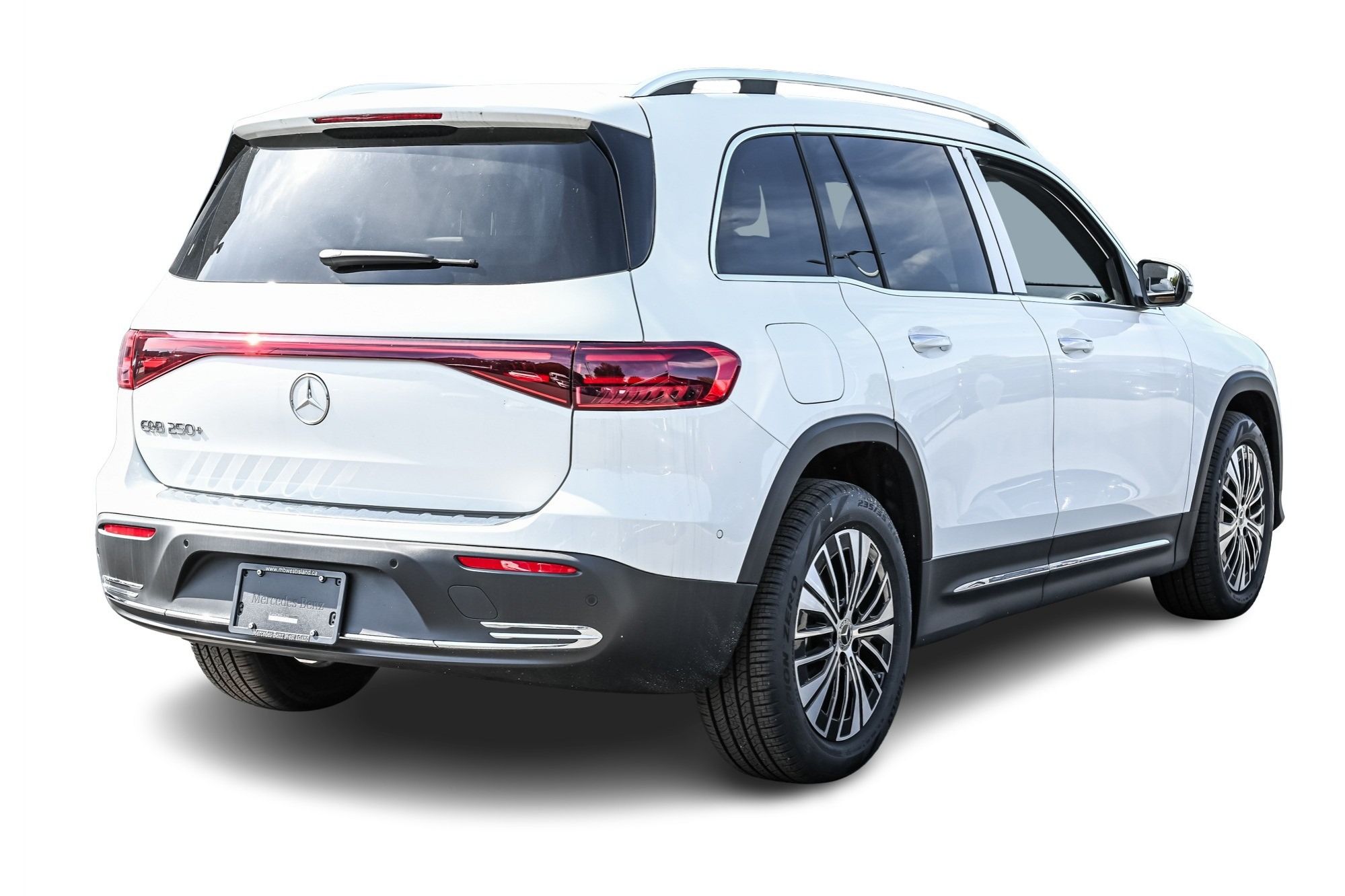 Mercedes-Benz EQB  2025