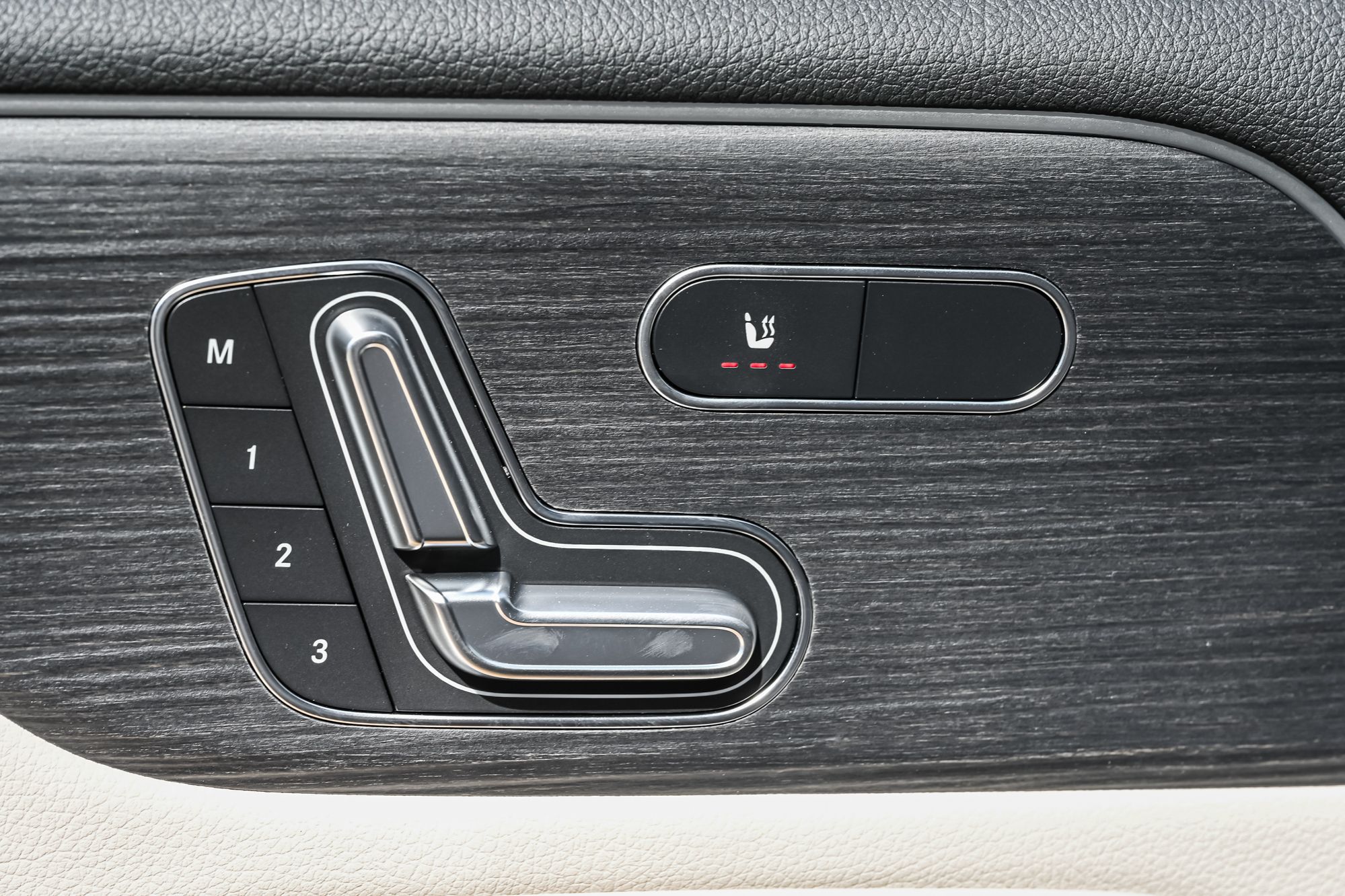 2025 Mercedes-Benz EQB