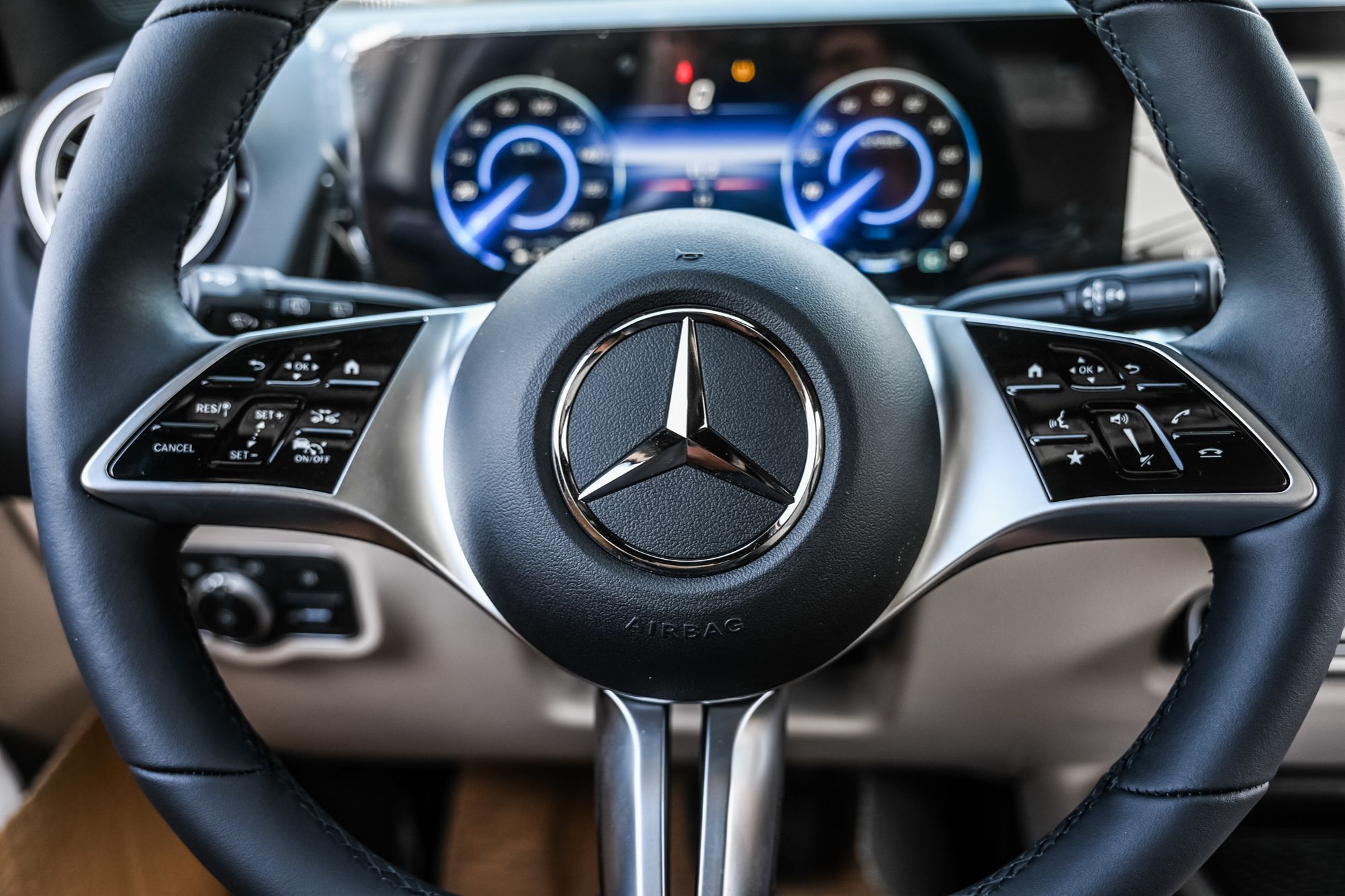 2025 Mercedes-Benz EQB