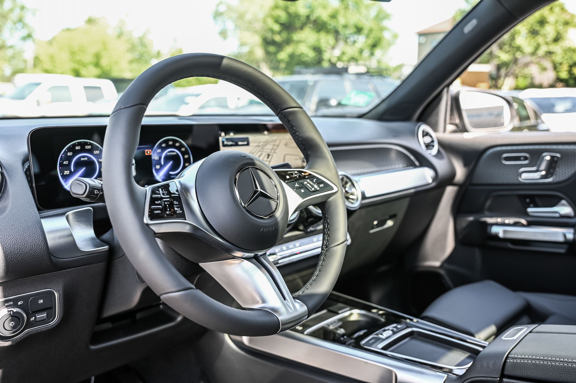 2025 Mercedes-Benz EQB