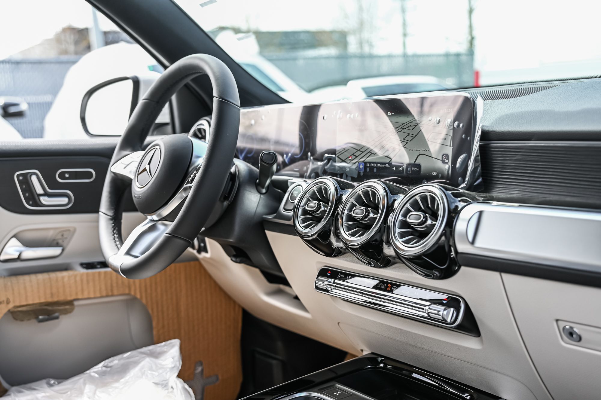 2025 Mercedes-Benz EQB