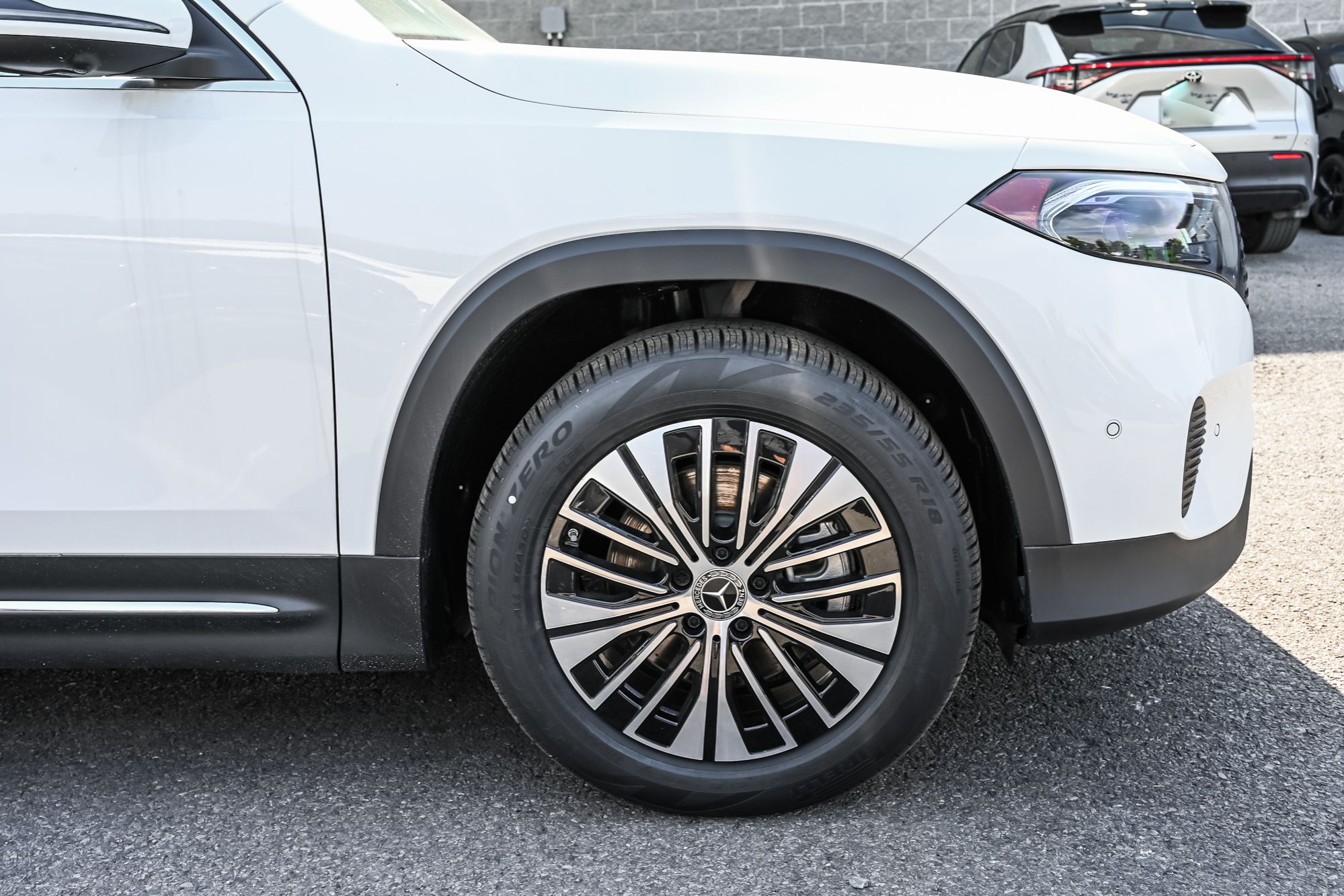 2025 Mercedes-Benz EQB