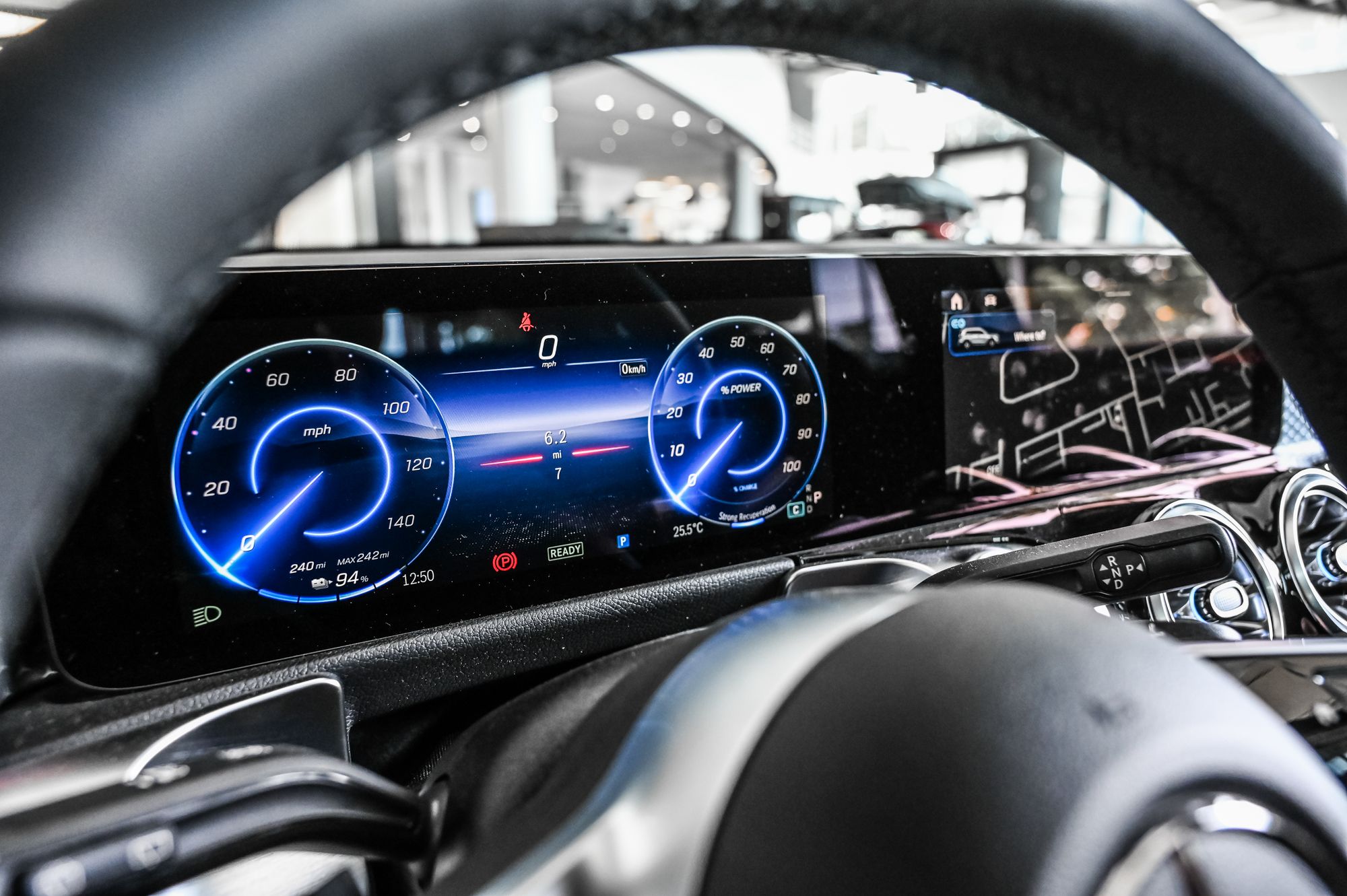 2025 Mercedes-Benz EQB