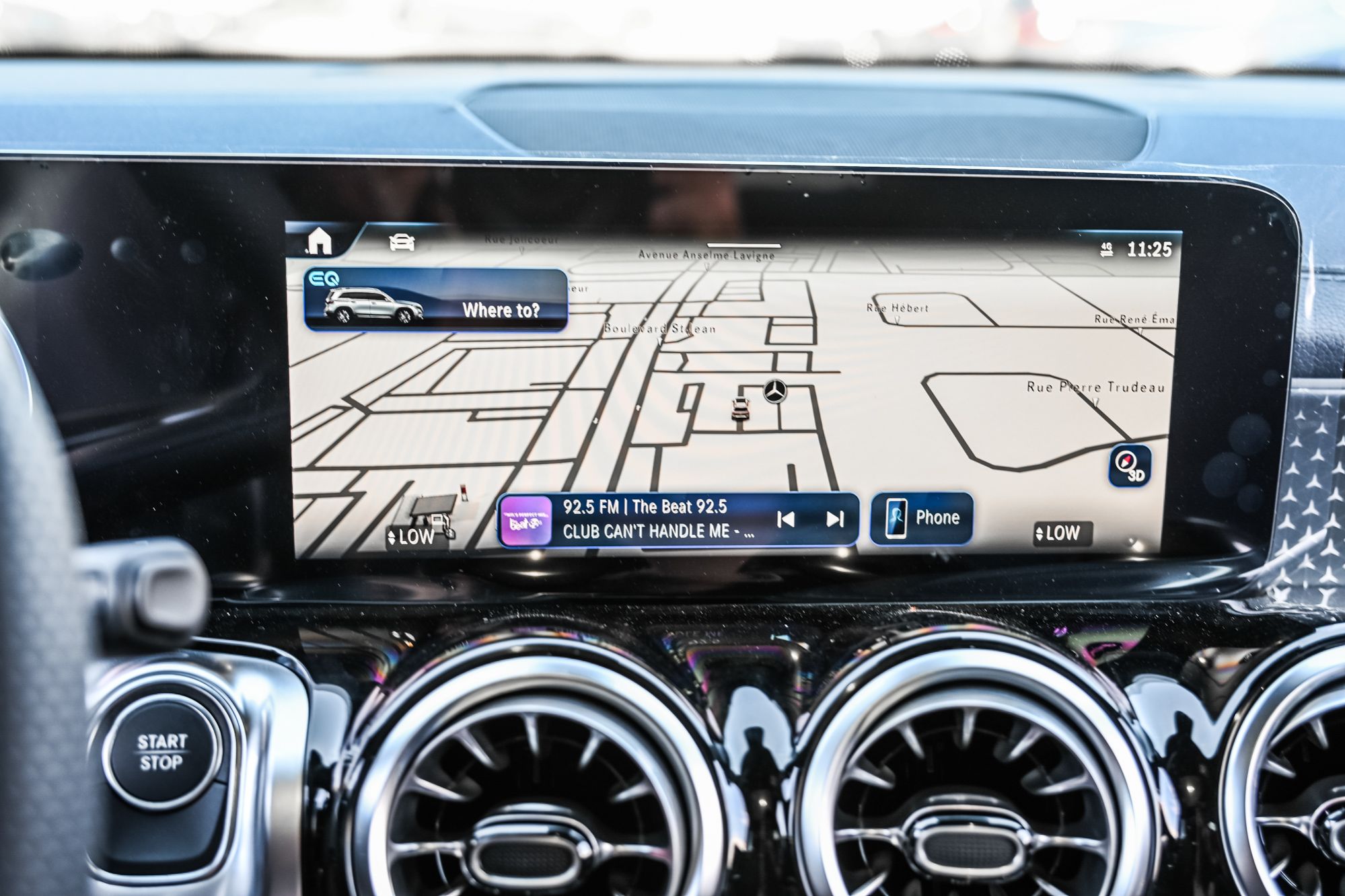 Mercedes-Benz EQB  2025