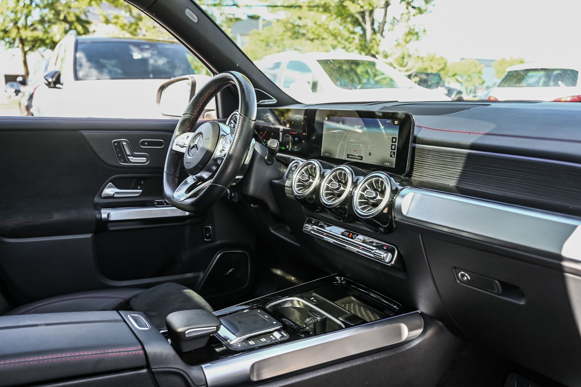 Mercedes-Benz EQB350  2023
