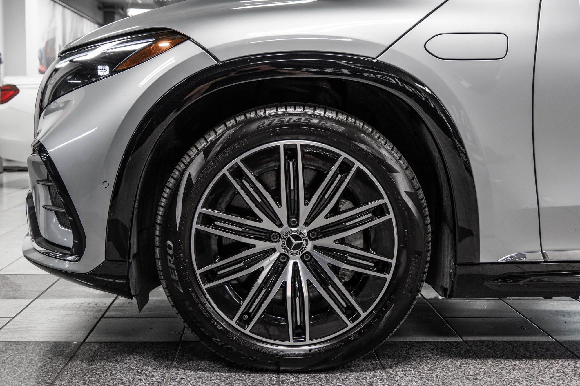 Mercedes-Benz EQS450  2023