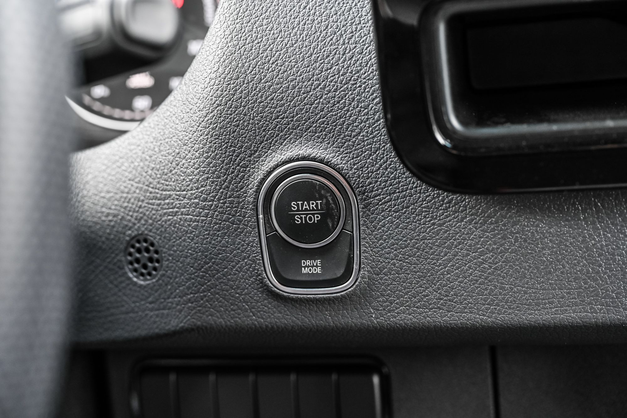 2025 Mercedes-Benz eSprinter Cargo Van in Dollard-des-Ormeaux, Quebec