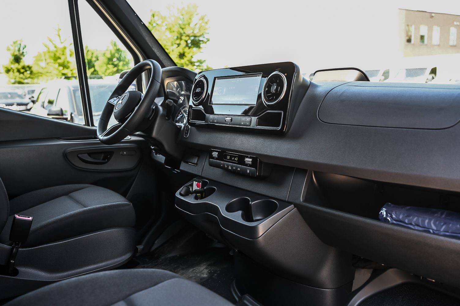 2025 Mercedes-Benz ESprinter in Dollard-des-Ormeaux, Quebec