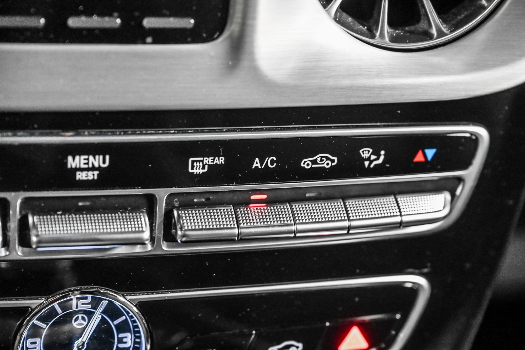 Mercedes-Benz G550  2021