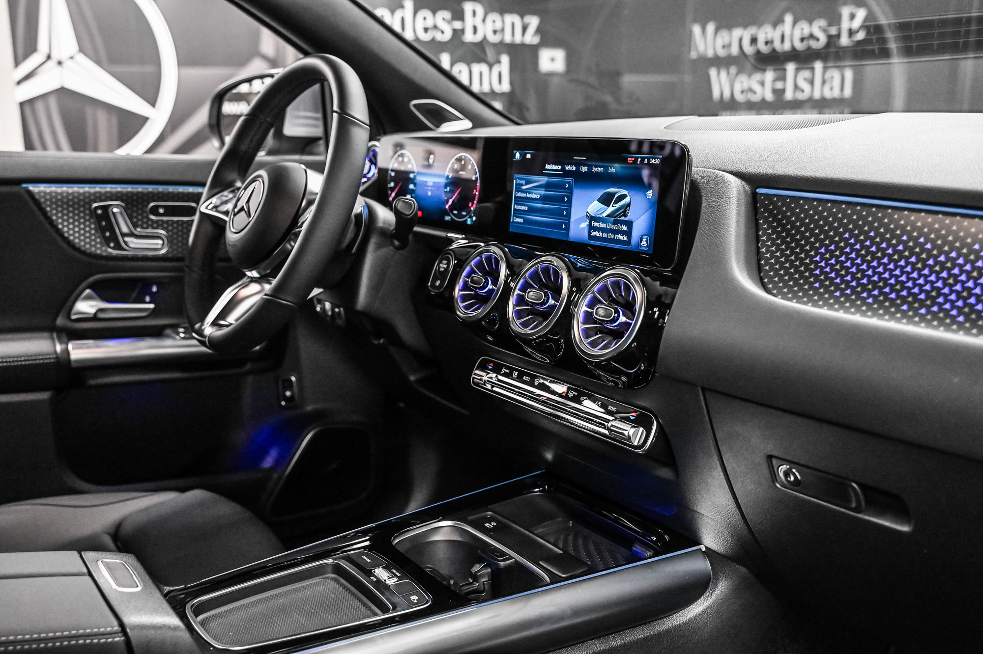 2025 Mercedes-Benz GLA in Dollard-des-Ormeaux, Quebec