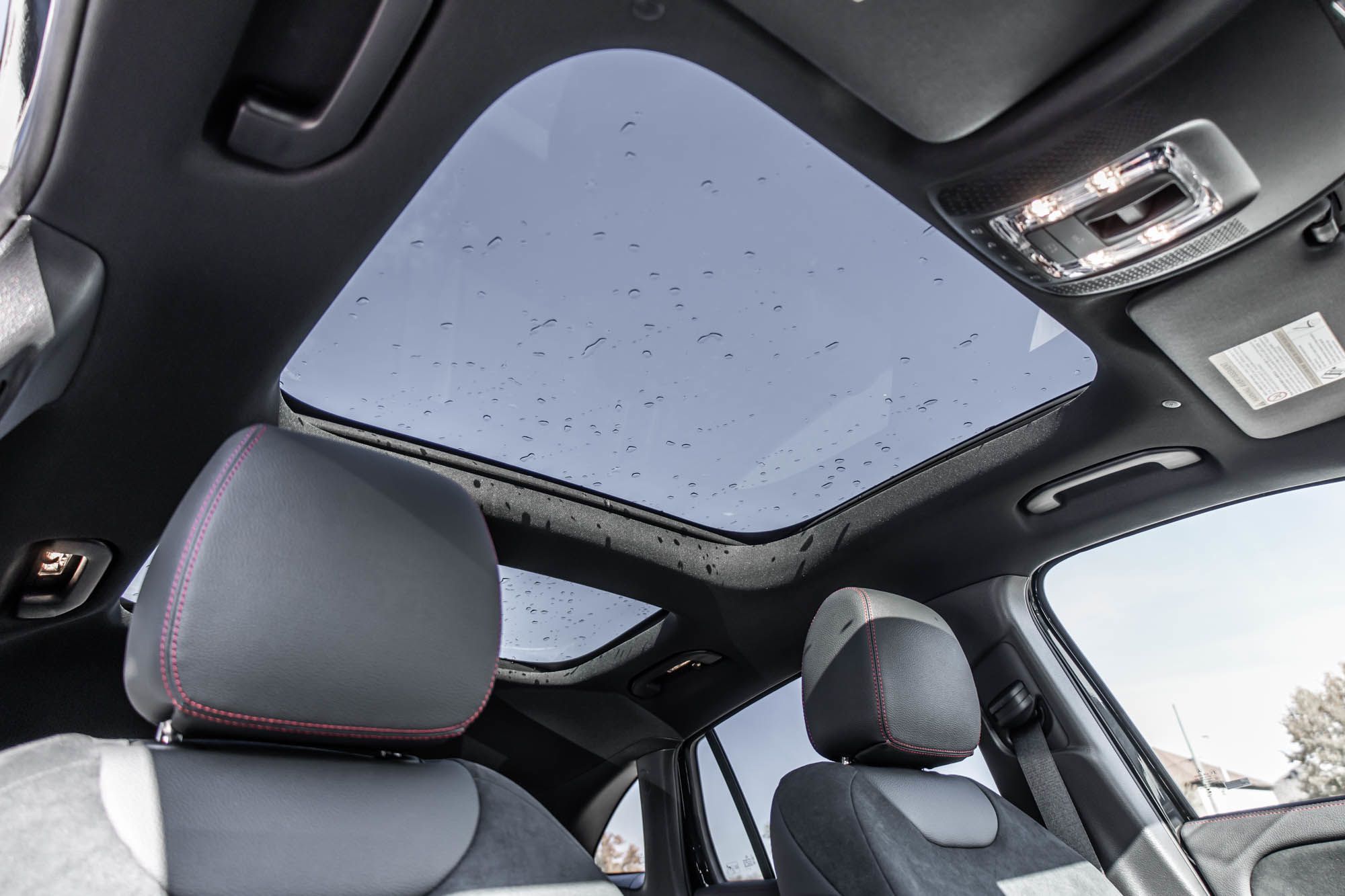 Mercedes-Benz GLA  2026