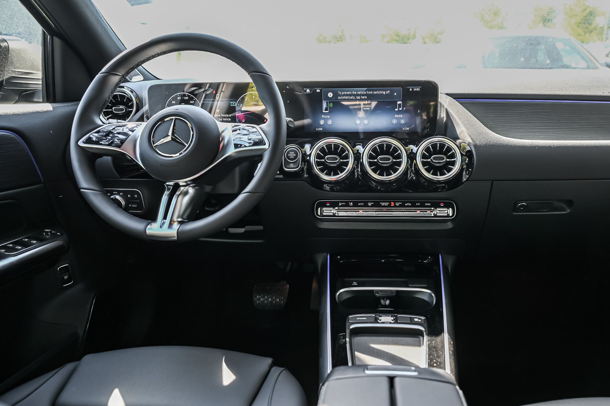 Mercedes-Benz GLA  2026