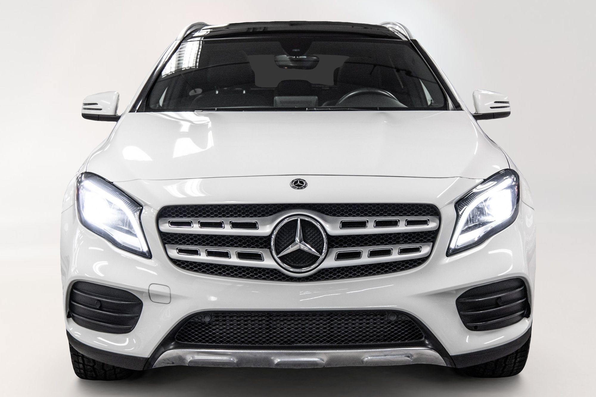 2018 Mercedes-Benz GLA250 in Dollard-des-Ormeaux, Quebec