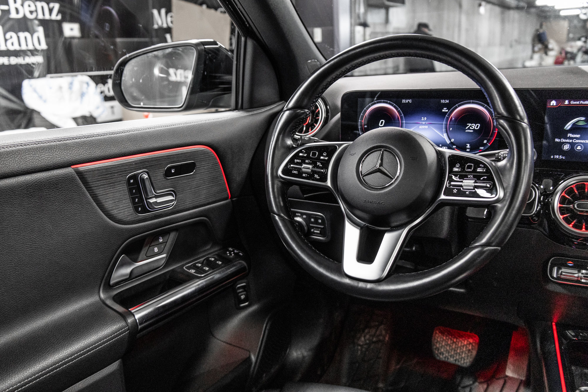 Mercedes-Benz GLA250  2022 à Dollard-des-Ormeaux, Québec