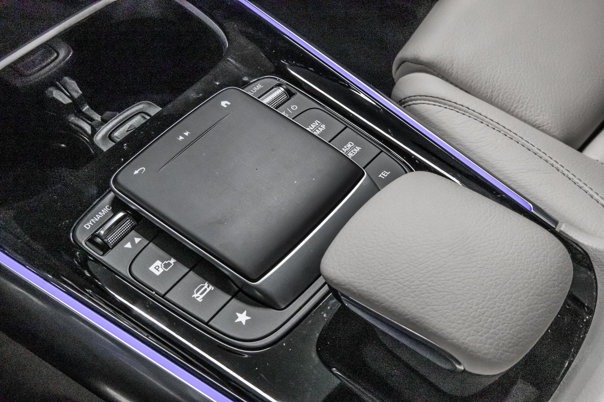 2022 Mercedes-Benz GLA250 in Dollard-des-Ormeaux, Quebec