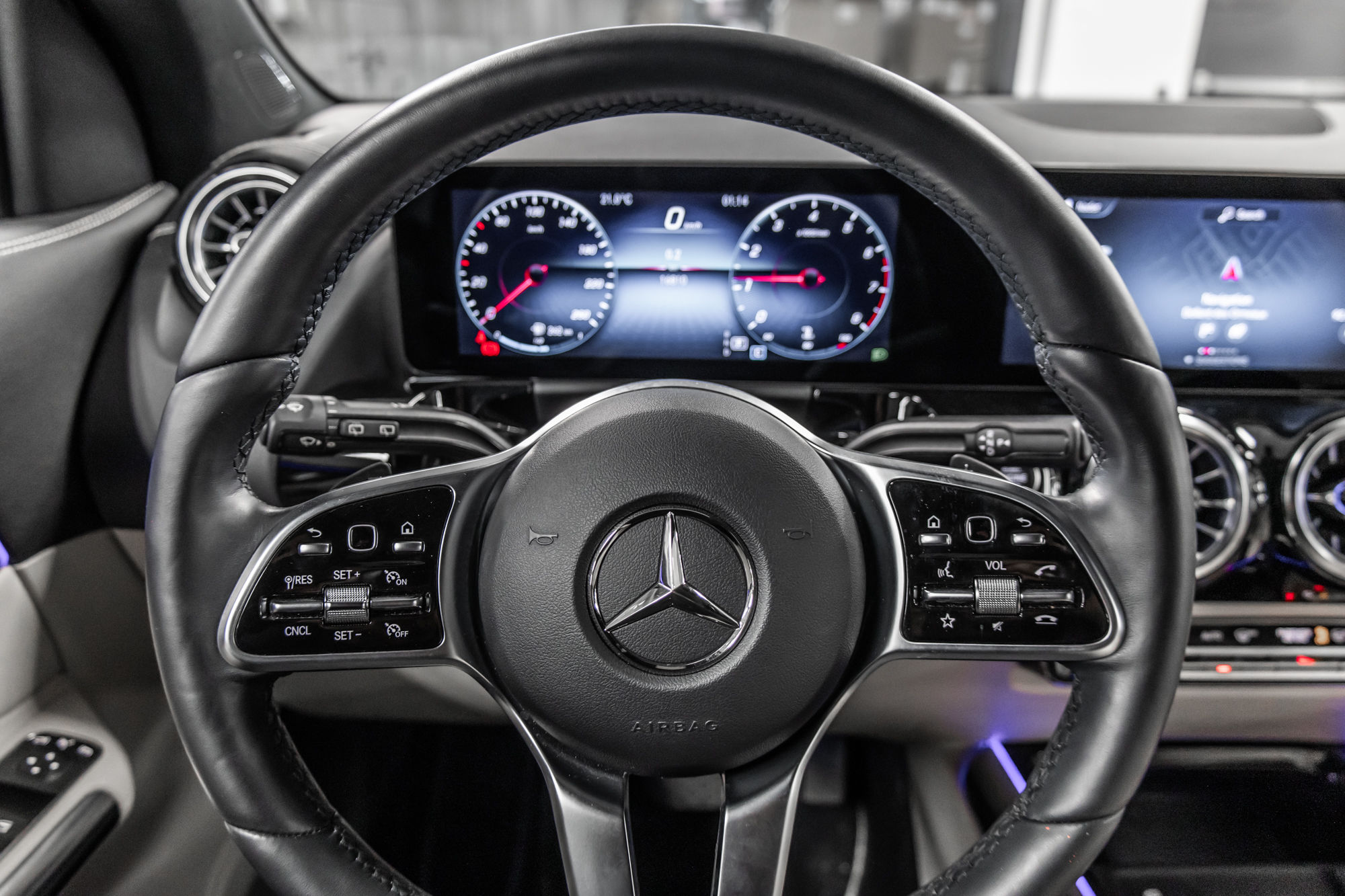 2022 Mercedes-Benz GLA250 in Dollard-des-Ormeaux, Quebec