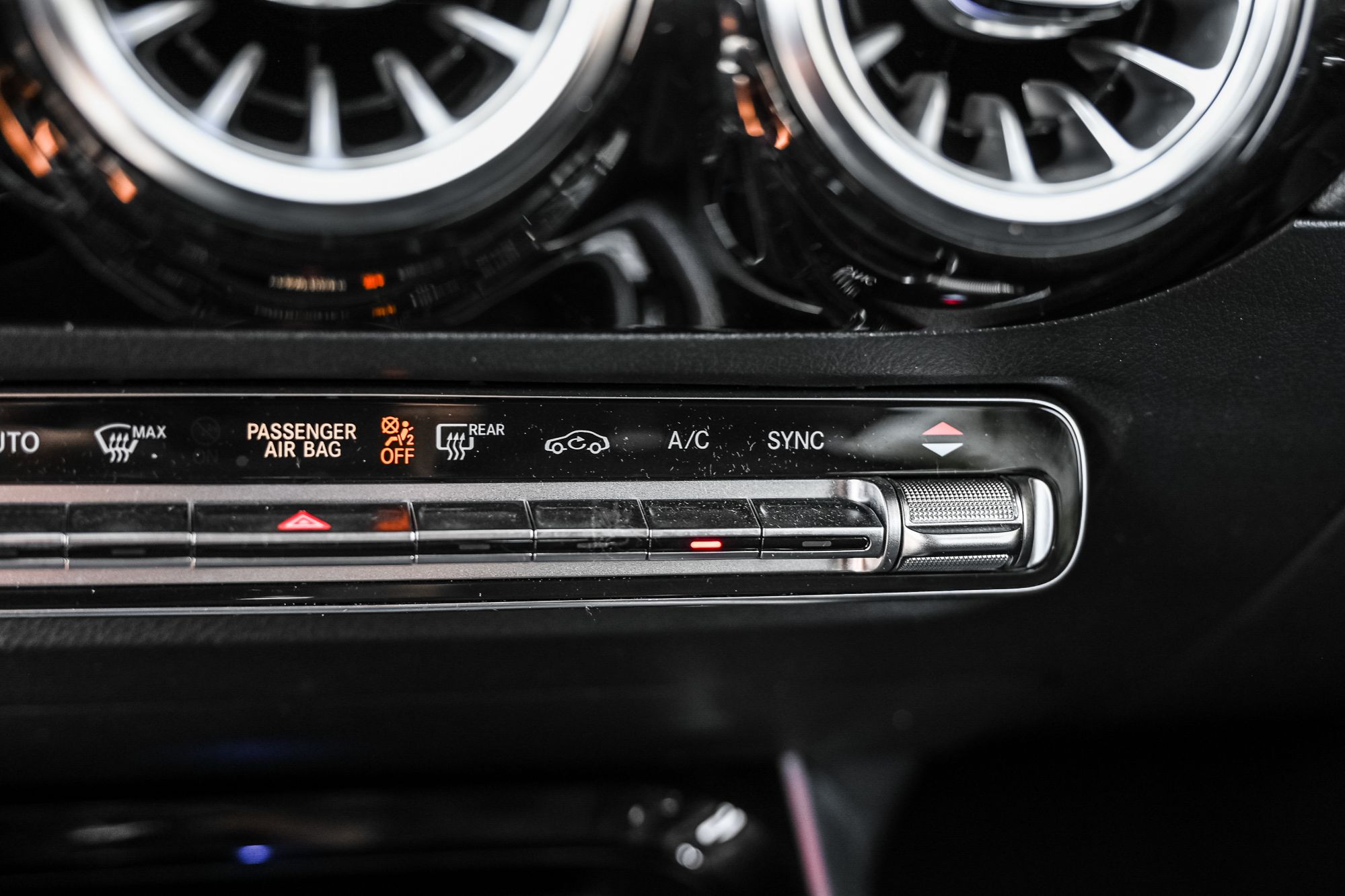 Mercedes-Benz GLA250  2022