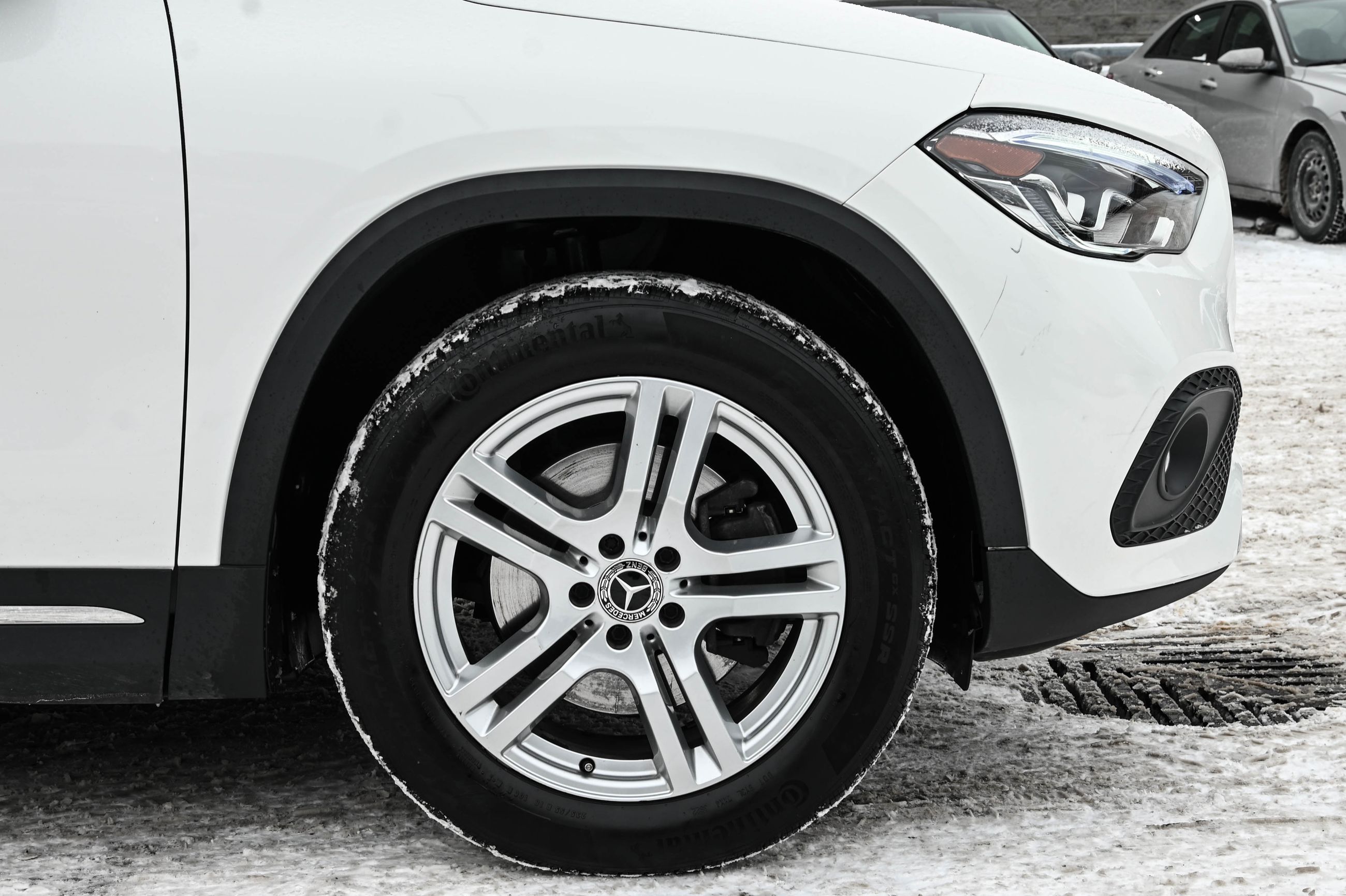 Mercedes-Benz GLA250  2023