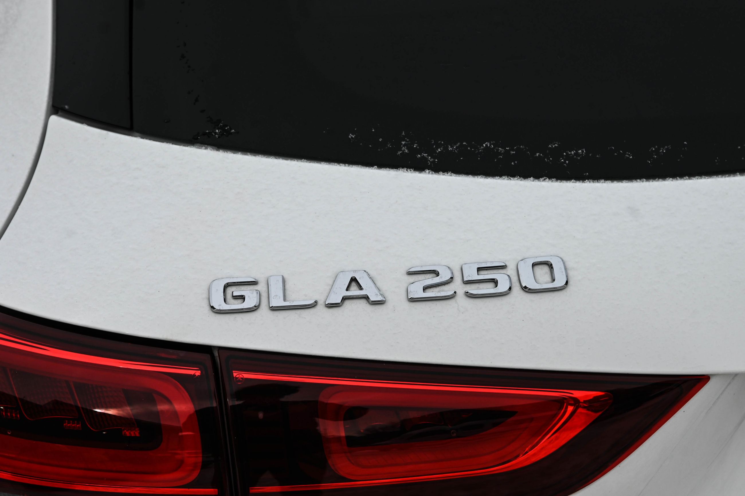 Mercedes-Benz GLA250  2023