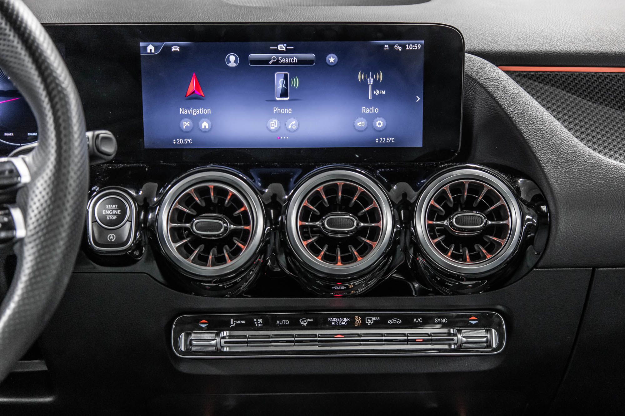 Mercedes-Benz GLA250  2025