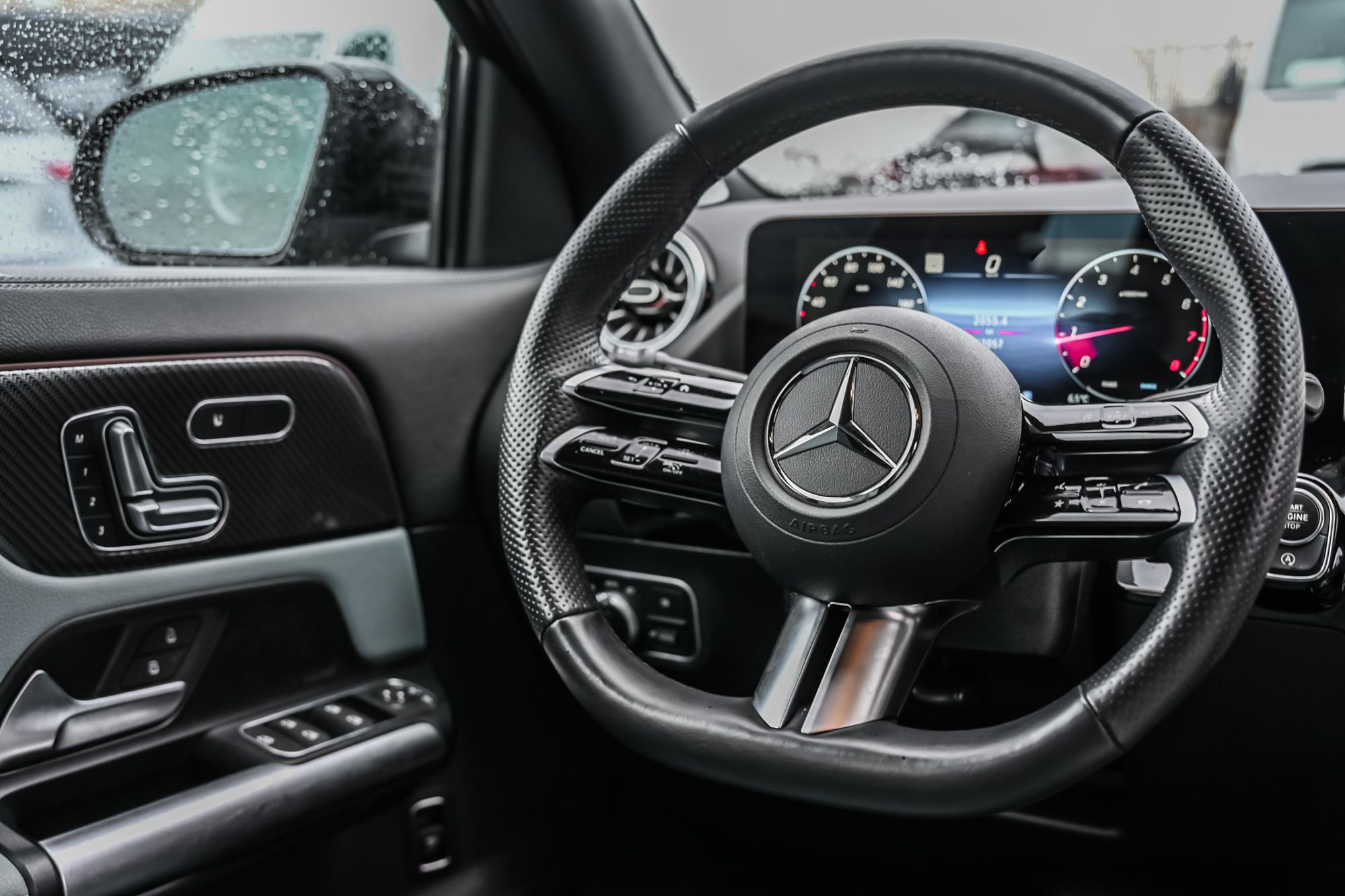 2025 Mercedes-Benz GLA250